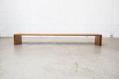 Banc en hêtre long et bas