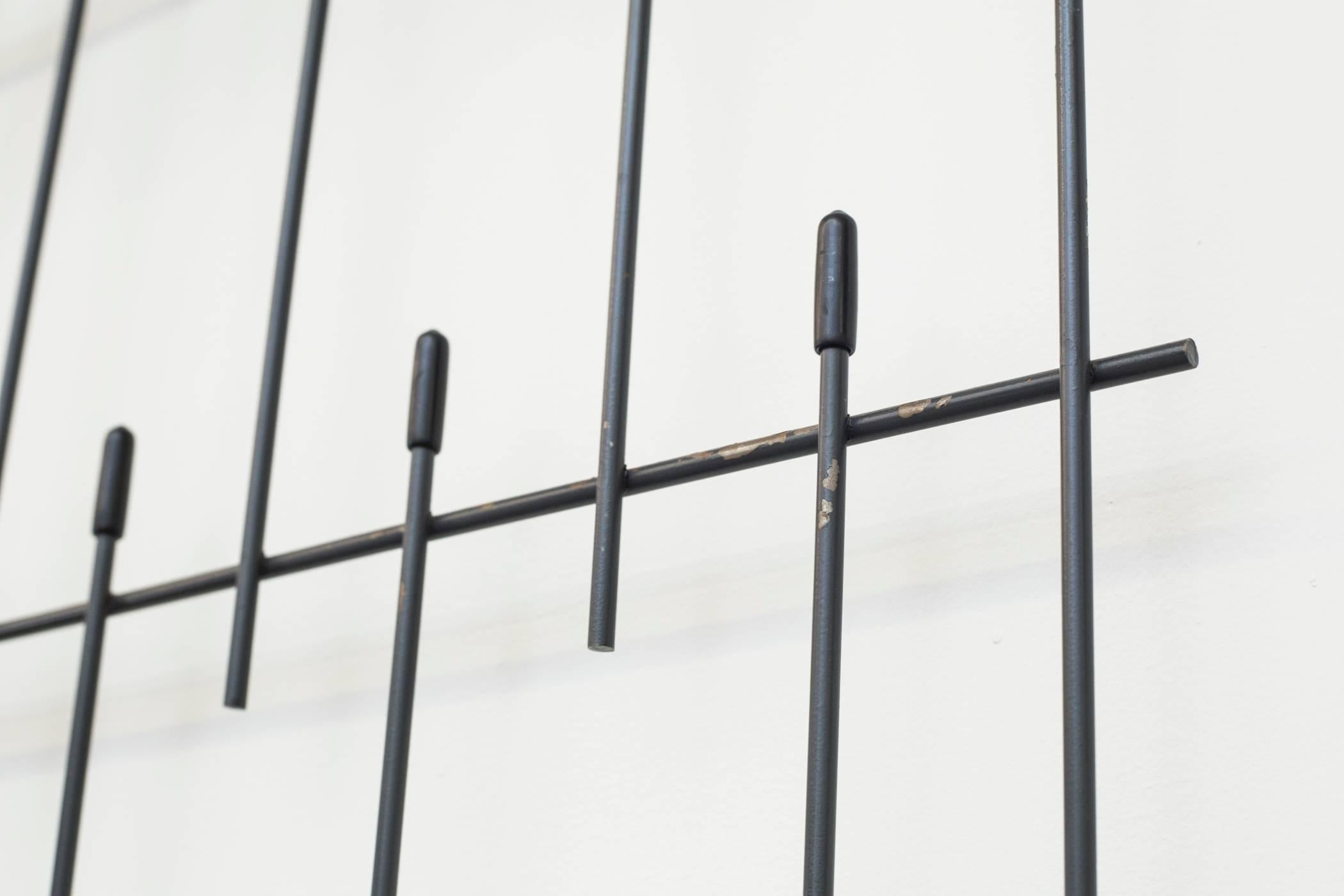 Dutch Linear Wire Wall Mount Coat Rack