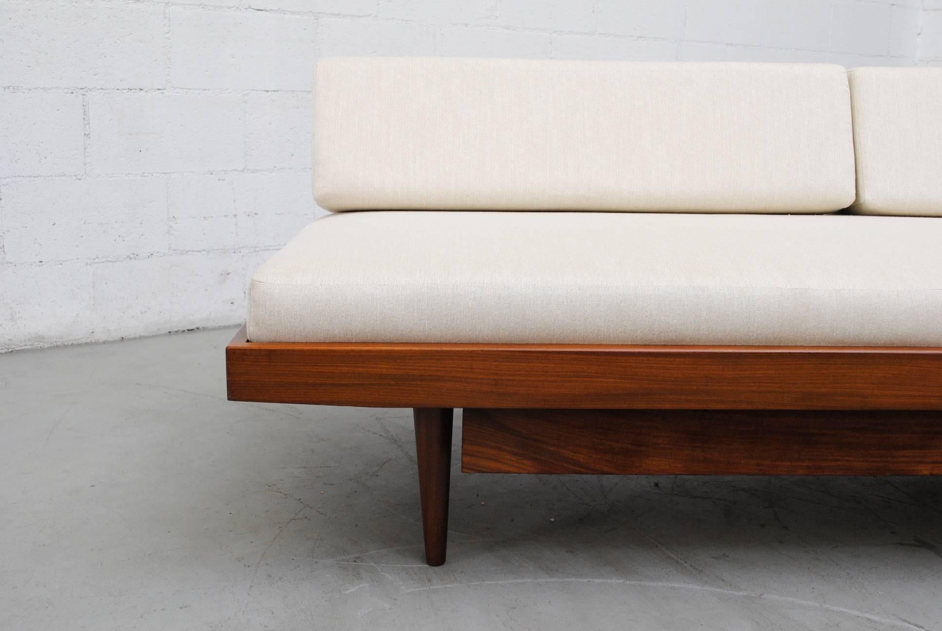 Mid-Century Teak Daybed with Double Drawer Storage In Good Condition In Los Angeles, CA