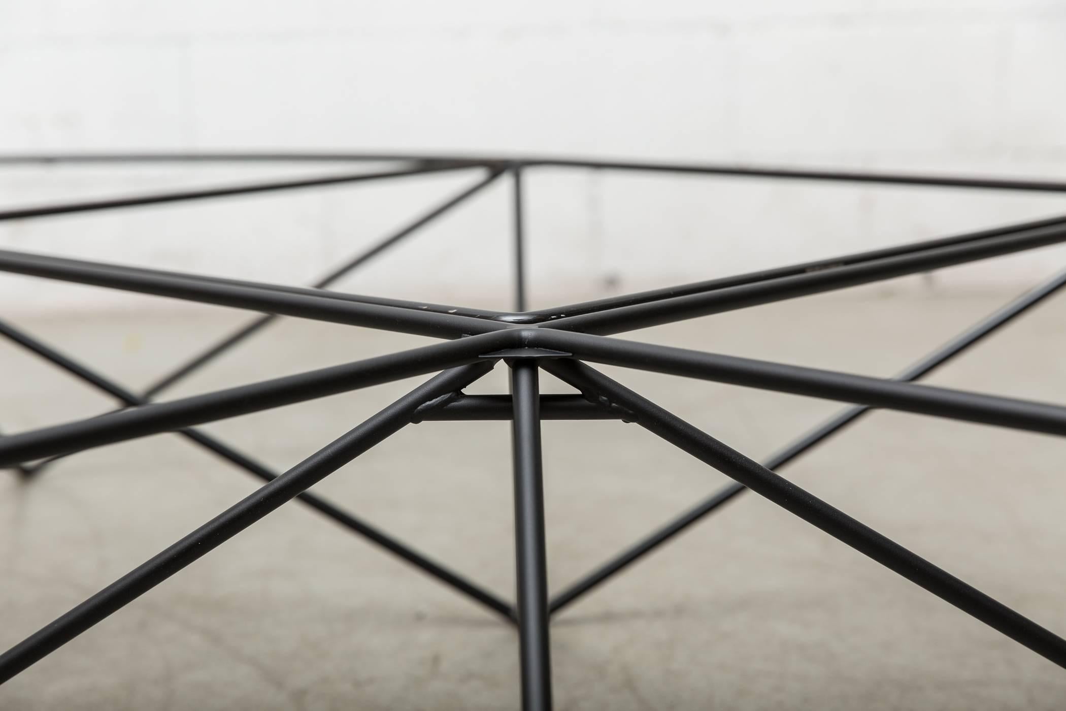 Paolo Piva Style Black Wire and Glass Corner Coffee Table In Good Condition For Sale In Los Angeles, CA