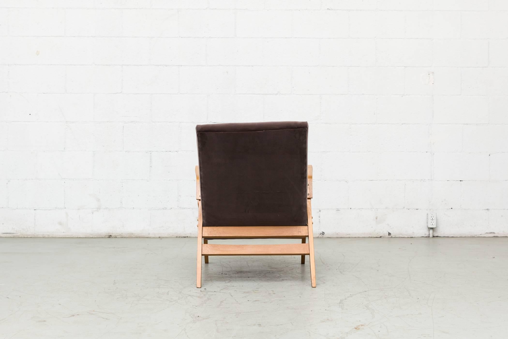 Tatra Bent Plywood Lounge Chair In Good Condition In Los Angeles, CA
