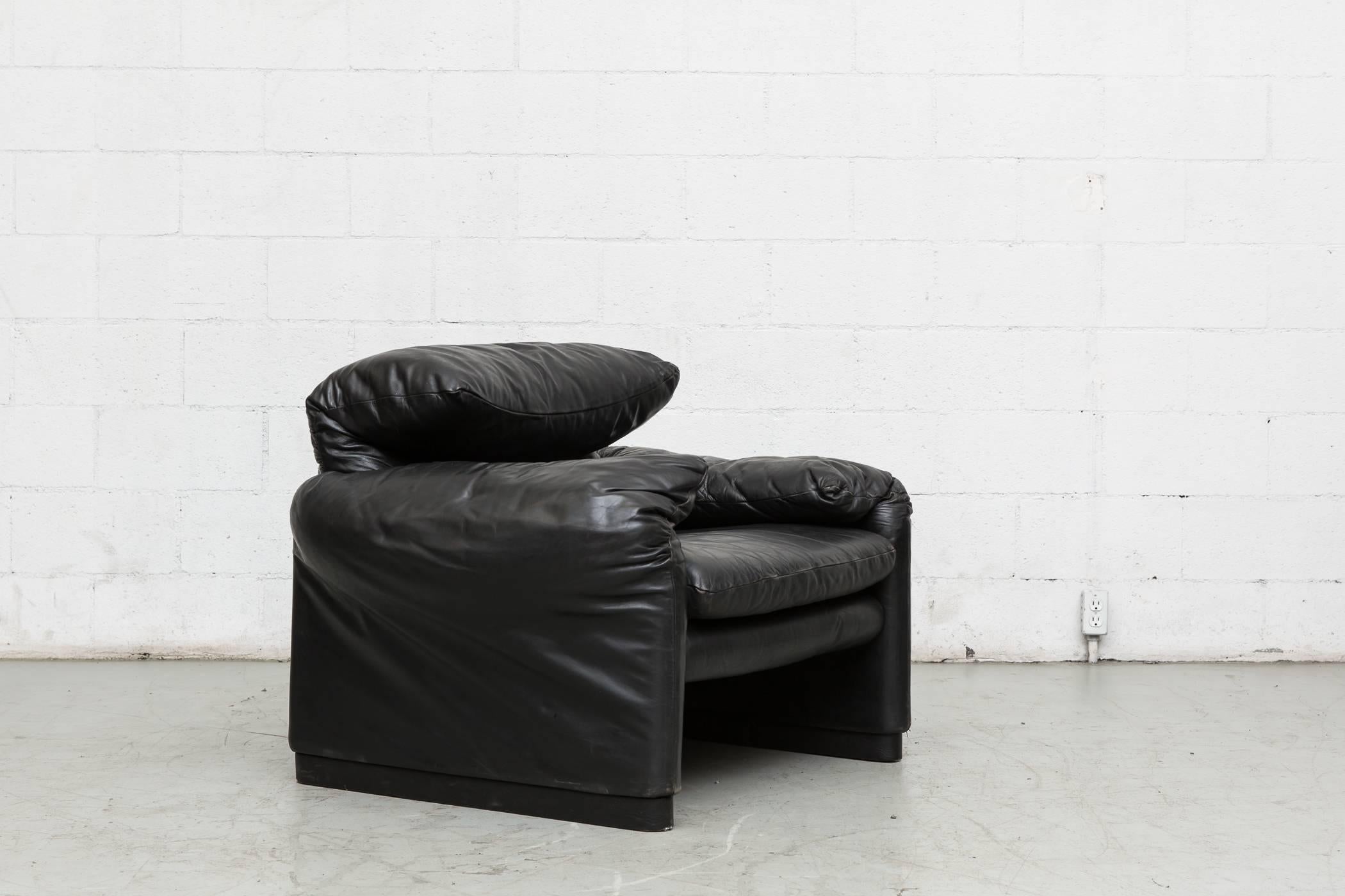 Vico Magistretti Black Leather Lounge Chair 3