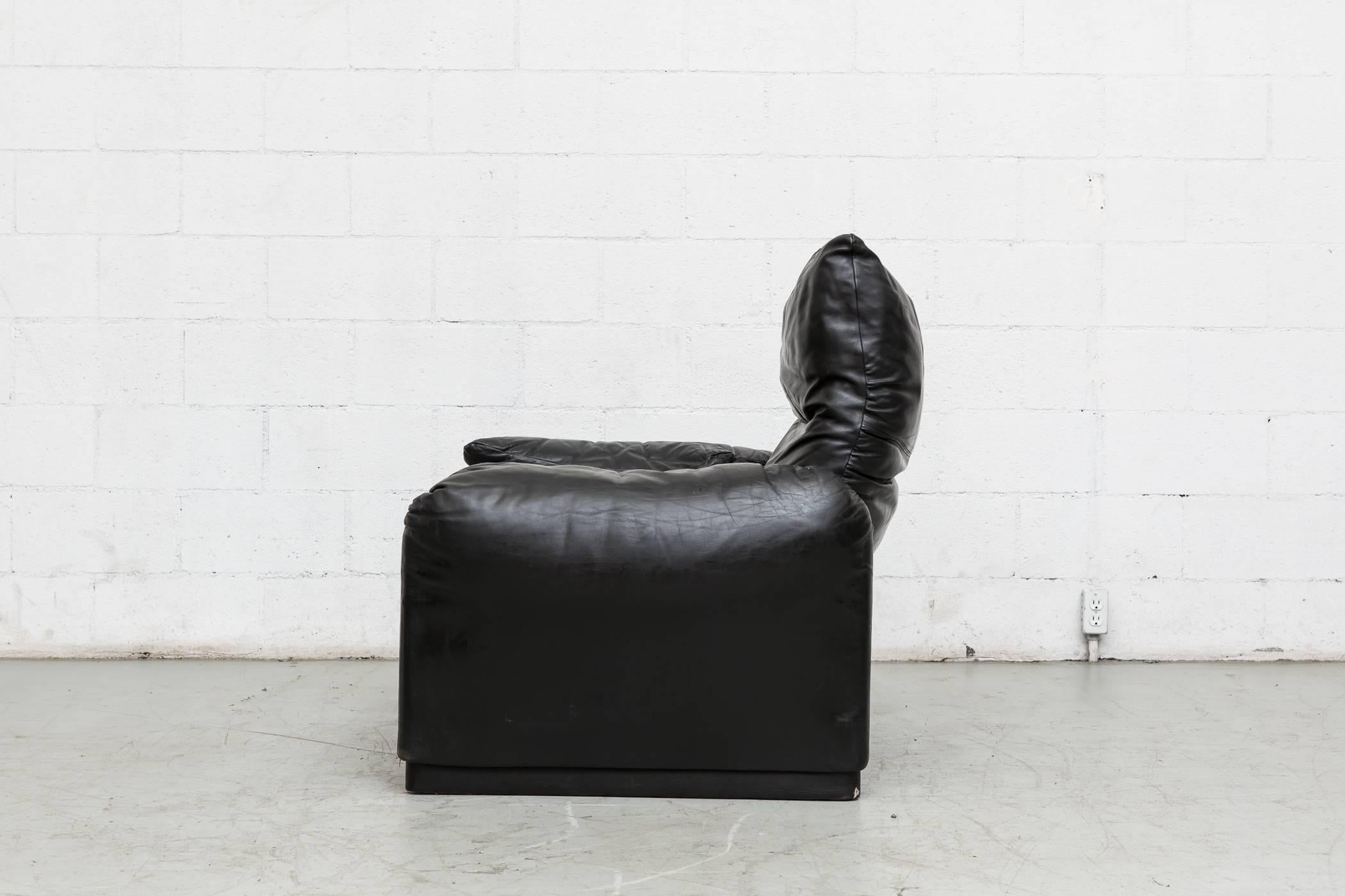 Mid-Century Modern Vico Magistretti Black Leather Lounge Chair