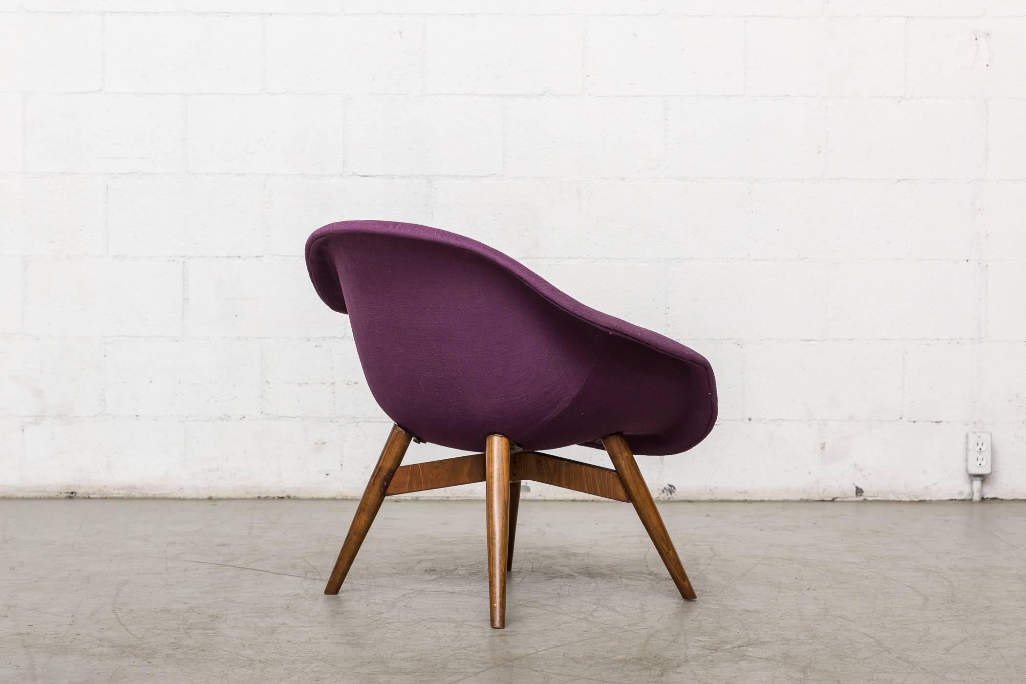 Mid-Century Modern Purple Bucket Lounge Chair by Miroslav Navrátil for Vertex In Good Condition For Sale In Los Angeles, CA