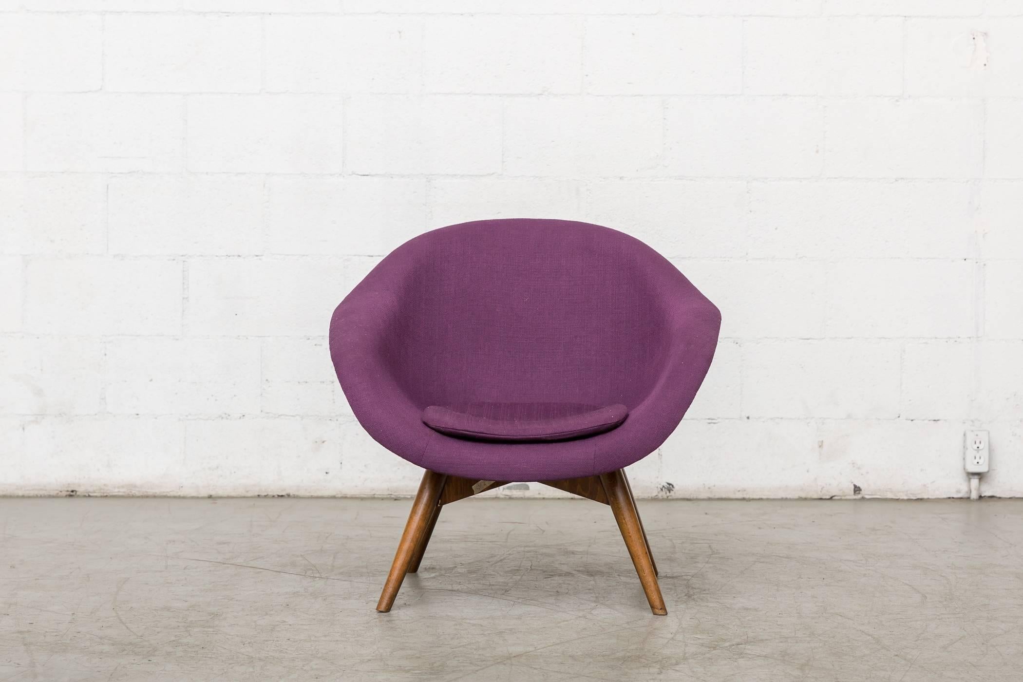 Mid-Century Modern Purple Bucket Lounge Chair by Miroslav Navrátil for Vertex For Sale 1
