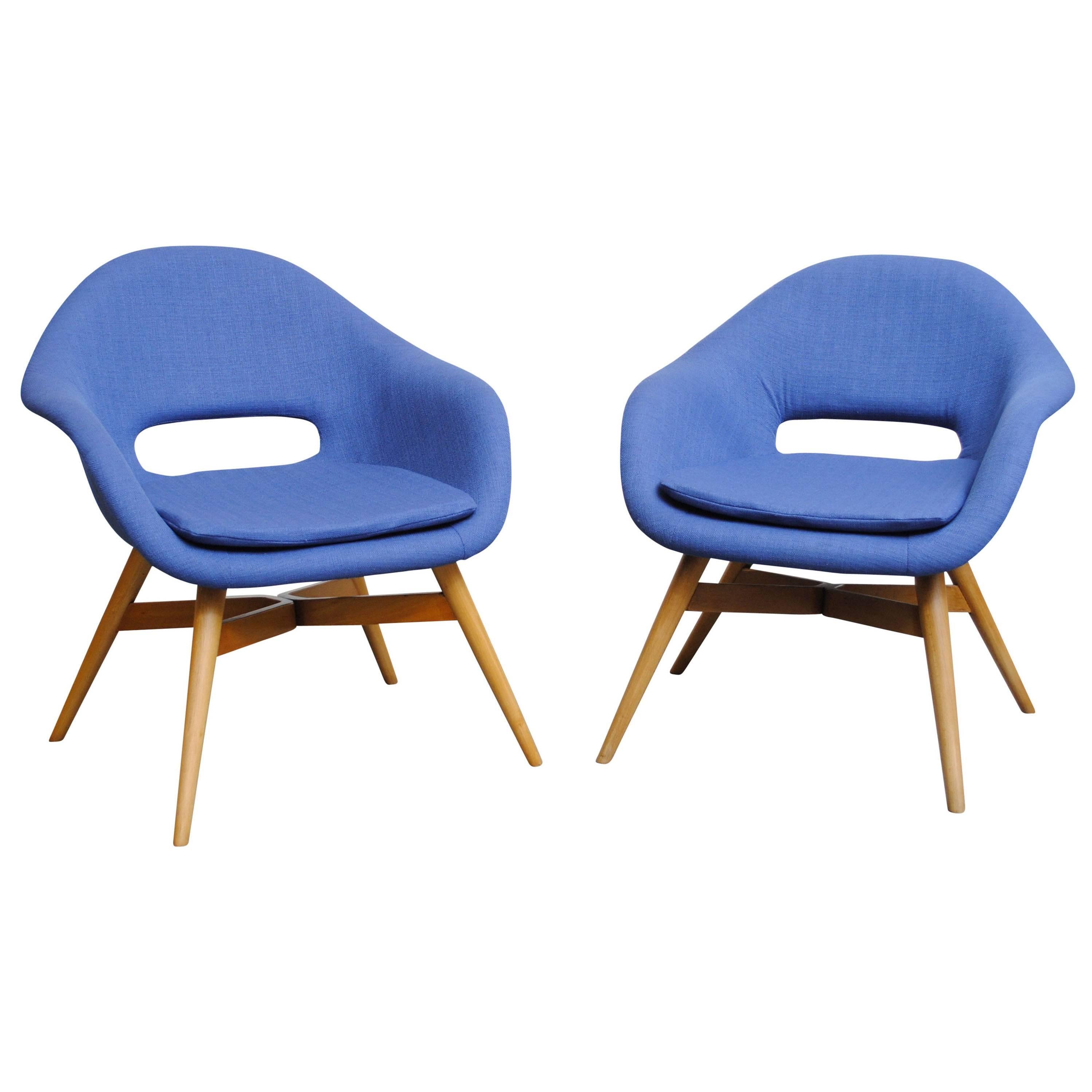 Miroslav Navrátil Newly Upholstered Blue Bucket Lounge Chair for Vertex (en anglais) en vente