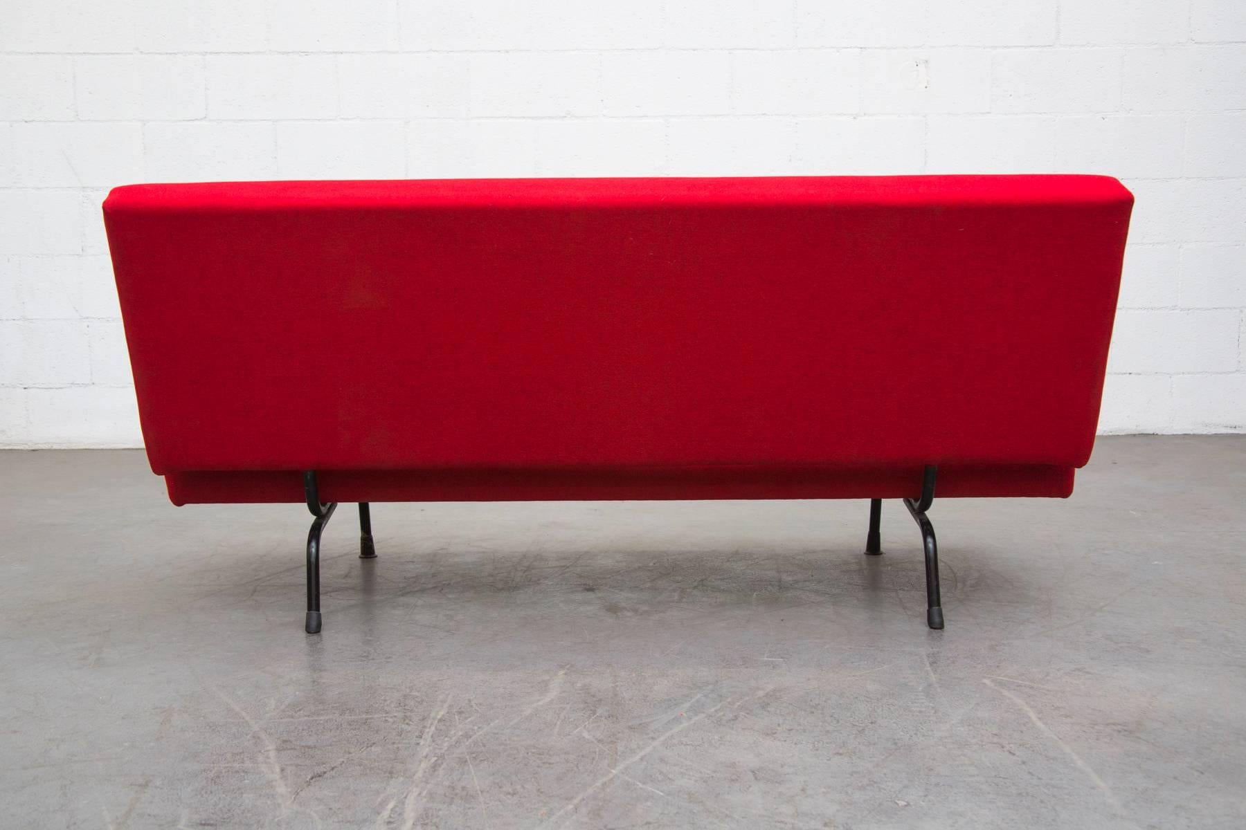 Mid-Century Modern Newly Upholstered Red 'Model 1712' Sofa by André Cordemeyer for Gispen For Sale