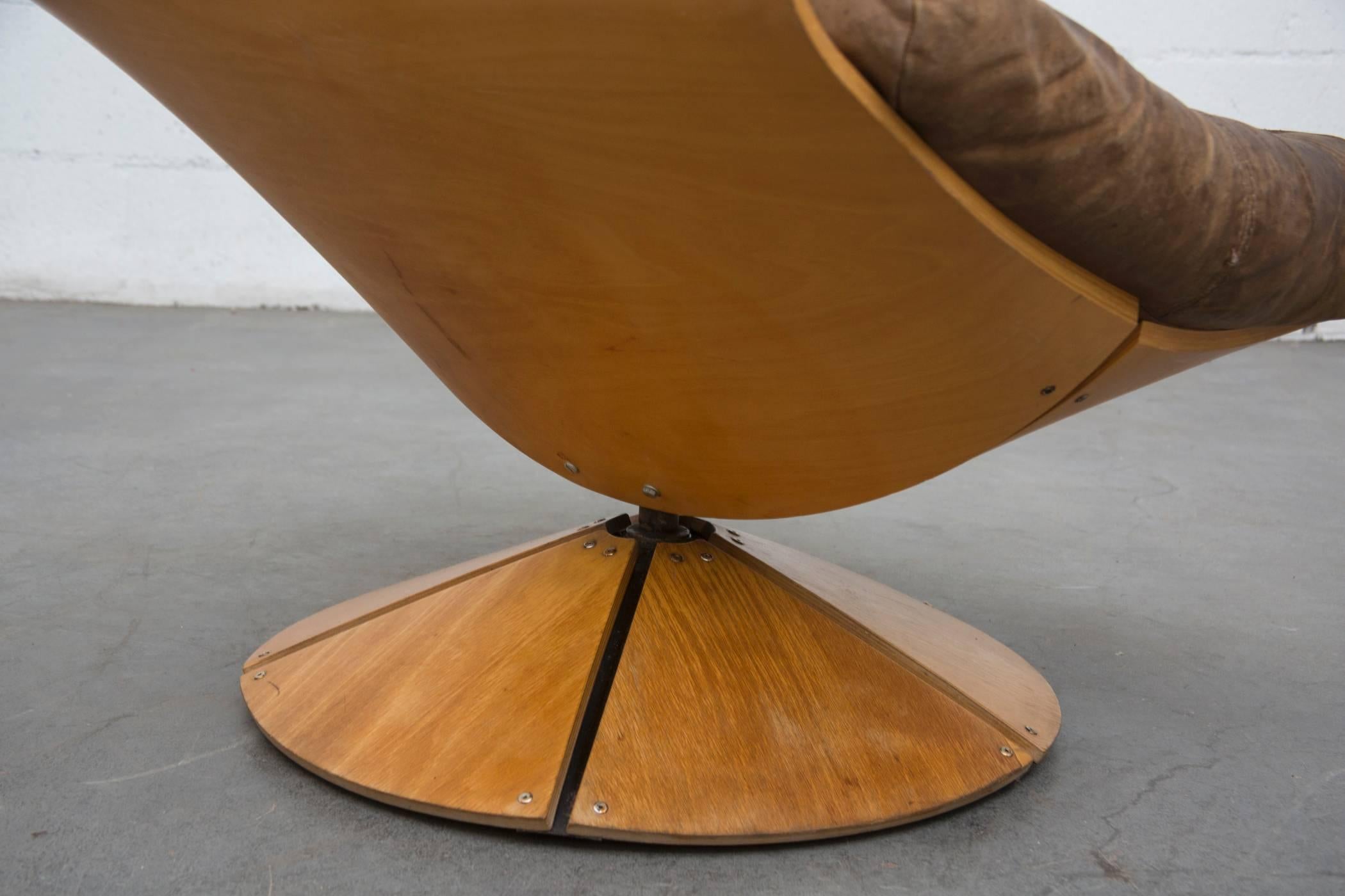 Veneer Solid Paneled Wood Gerard Van Den Berg Swivel Lounge Chair with Leather Cushion
