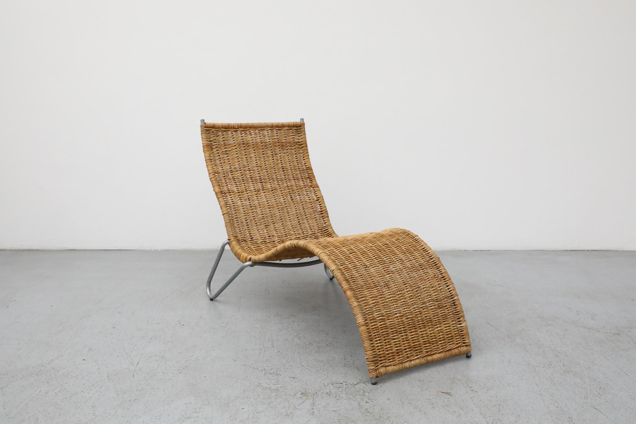 Karl Malmvall Curved Rattan Chaise, Dirk Sliedregt Style, Sweden 2005 For Sale 2