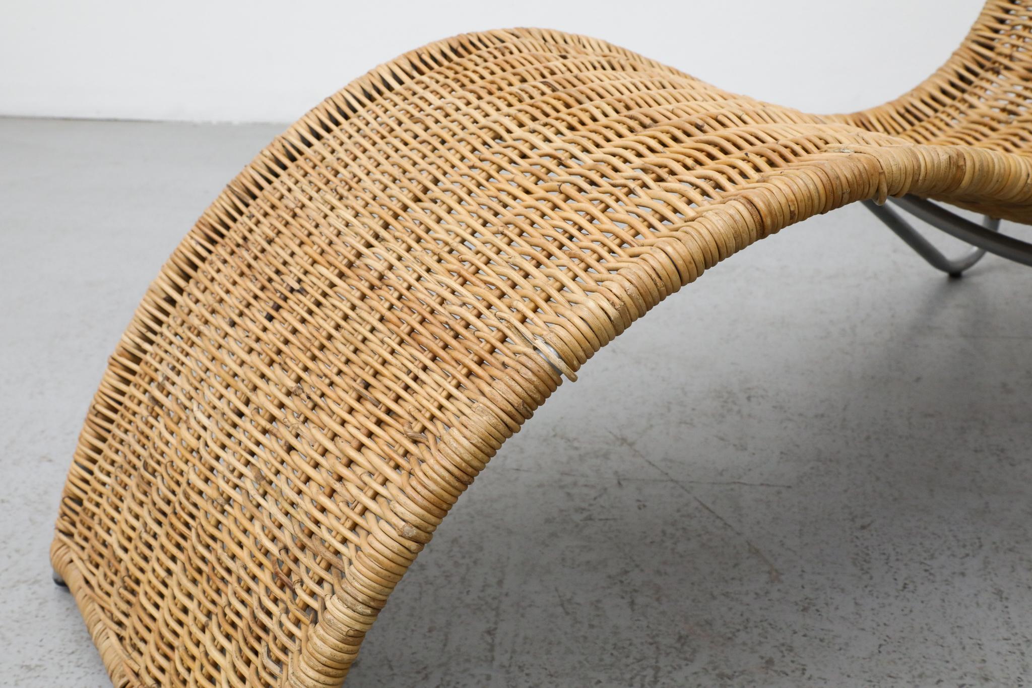 Karl Malmvall Curved Rattan Chaise, Dirk Sliedregt Style, Sweden 2005 For Sale 7
