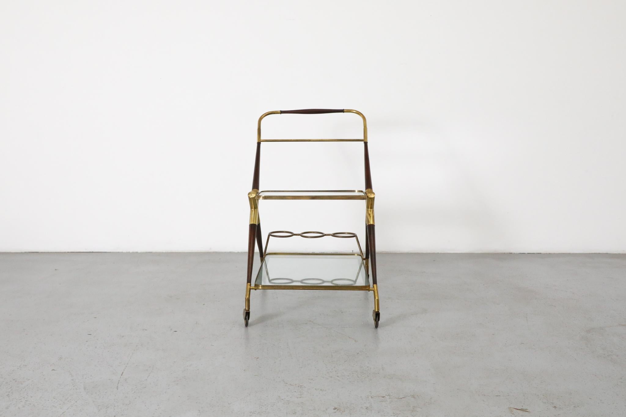 Mid-Century moderno Carrello da bar in stile Ico Parisi di Cesare Lacca, ottone e Wood in vendita