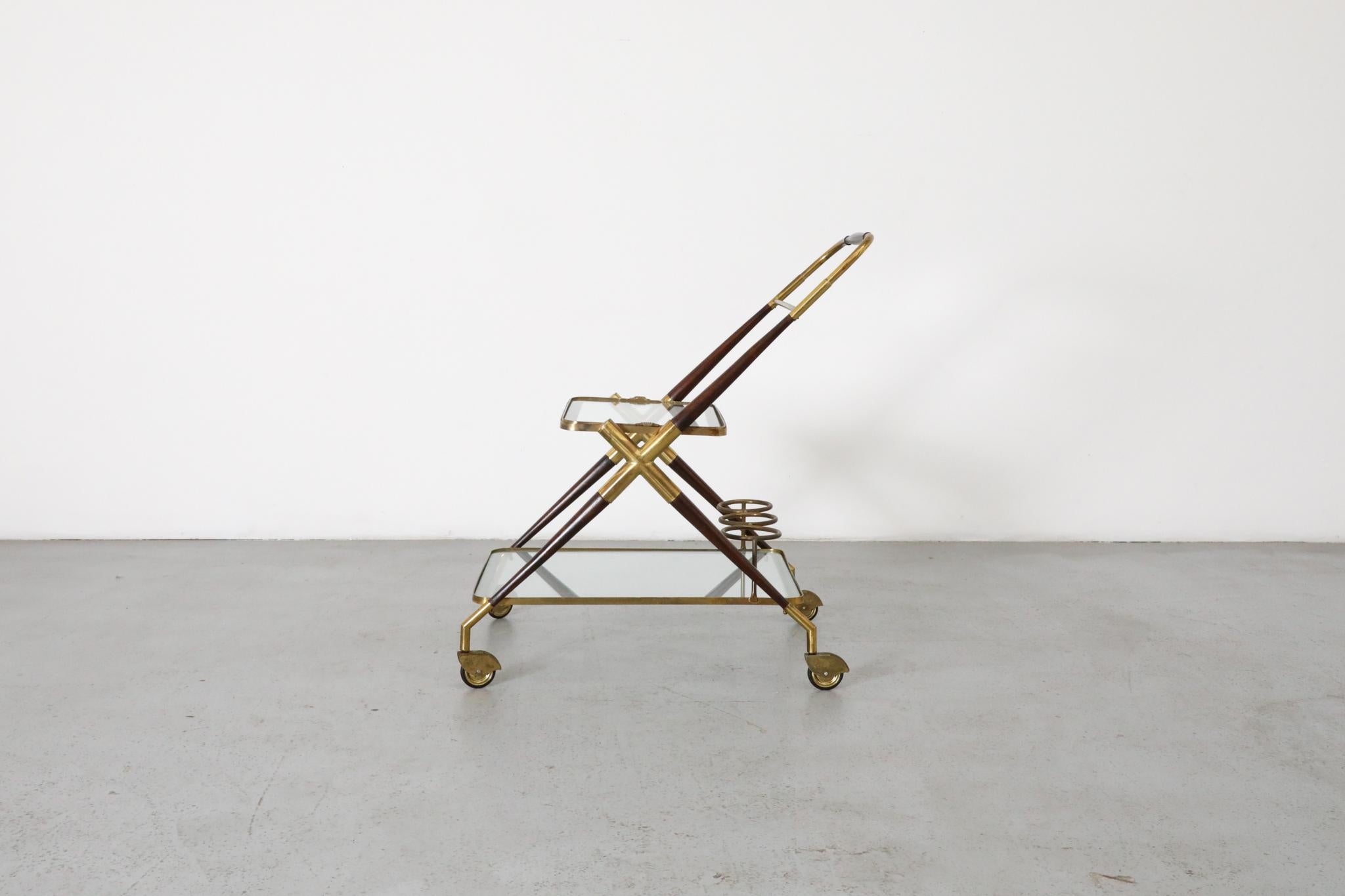 Carrello da bar in stile Ico Parisi di Cesare Lacca, ottone e Wood In condizioni buone in vendita a Los Angeles, CA