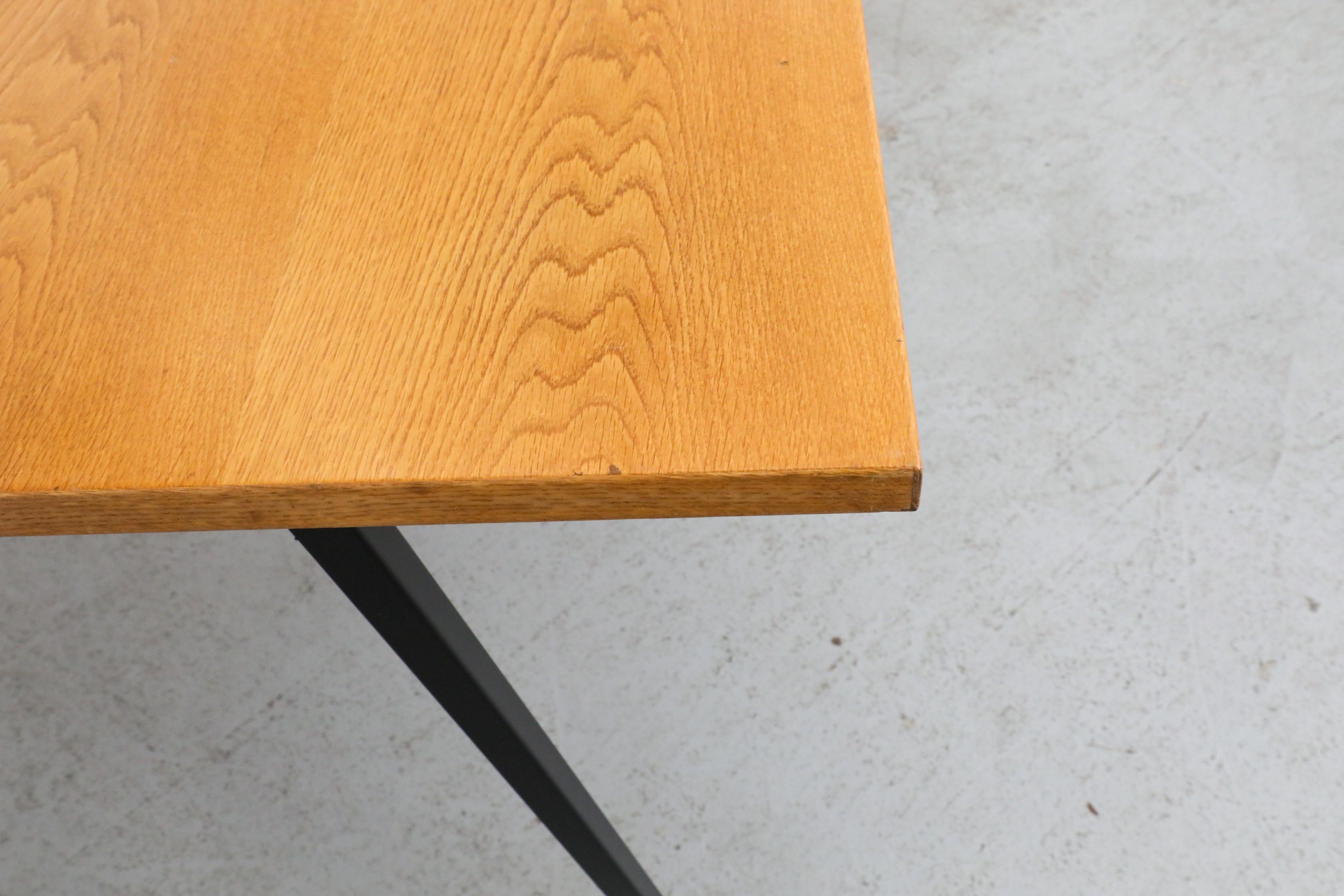 Jean Prouvé Style Conference Table with Marko Base & Vintage Oak Top, Dutch Mid- For Sale 3