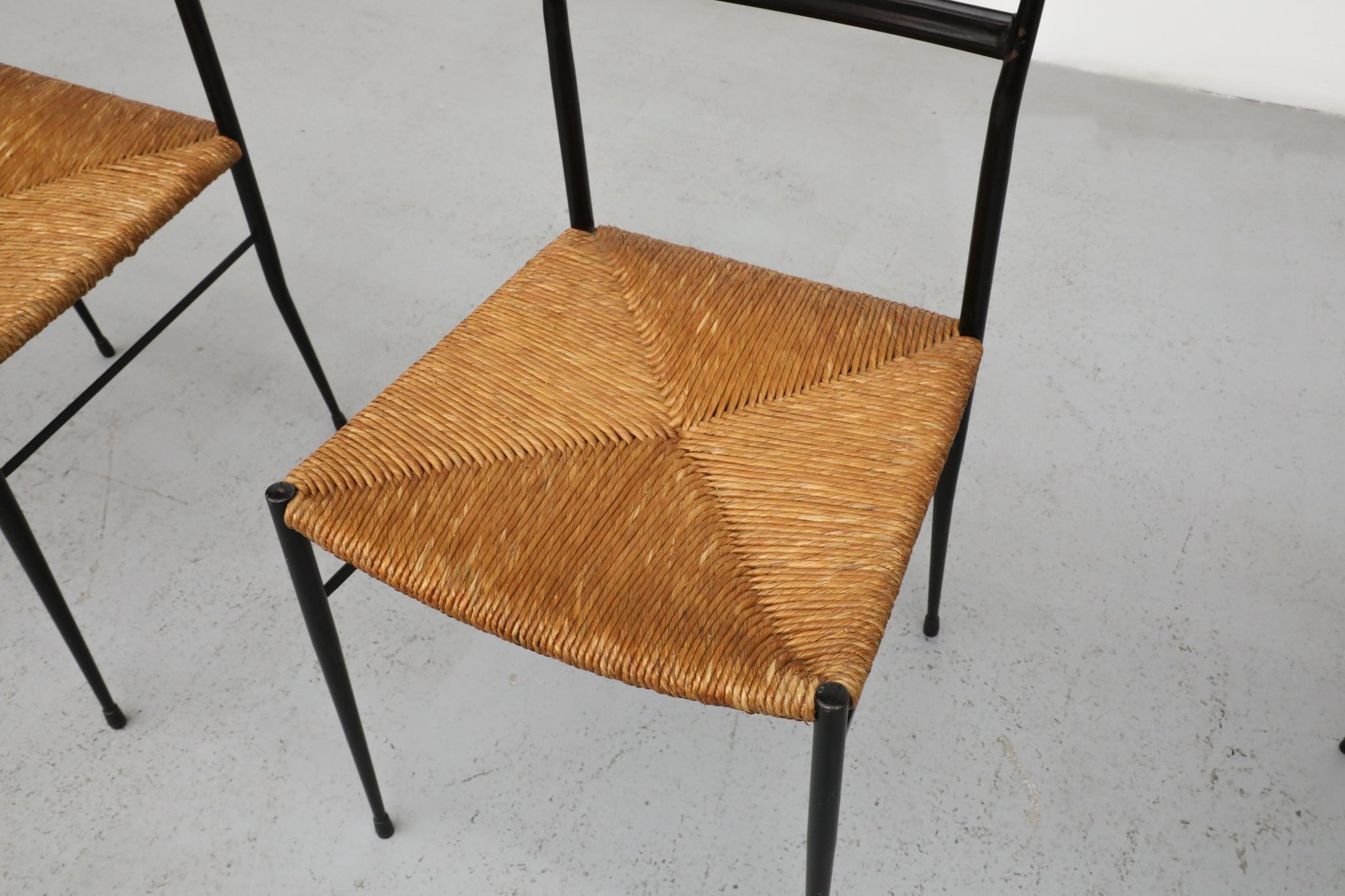 Ensemble de 4 chaises de salle à manger Superleggera de style Gio Ponti avec sièges en joncs en vente 3