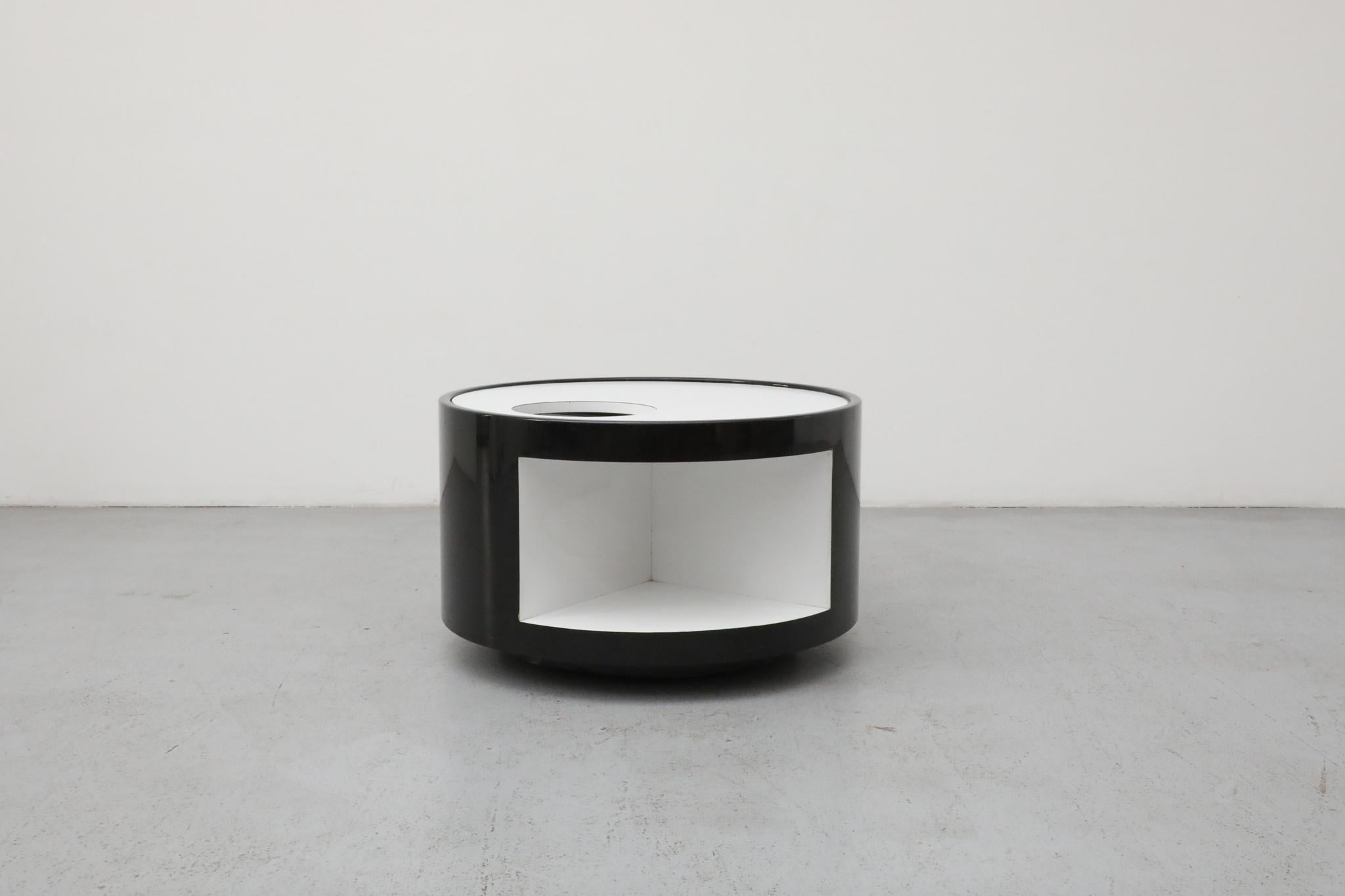 Italian Space Age Black and White Rolling Bar Cart and Side Table, Circa 1980s For Sale 1