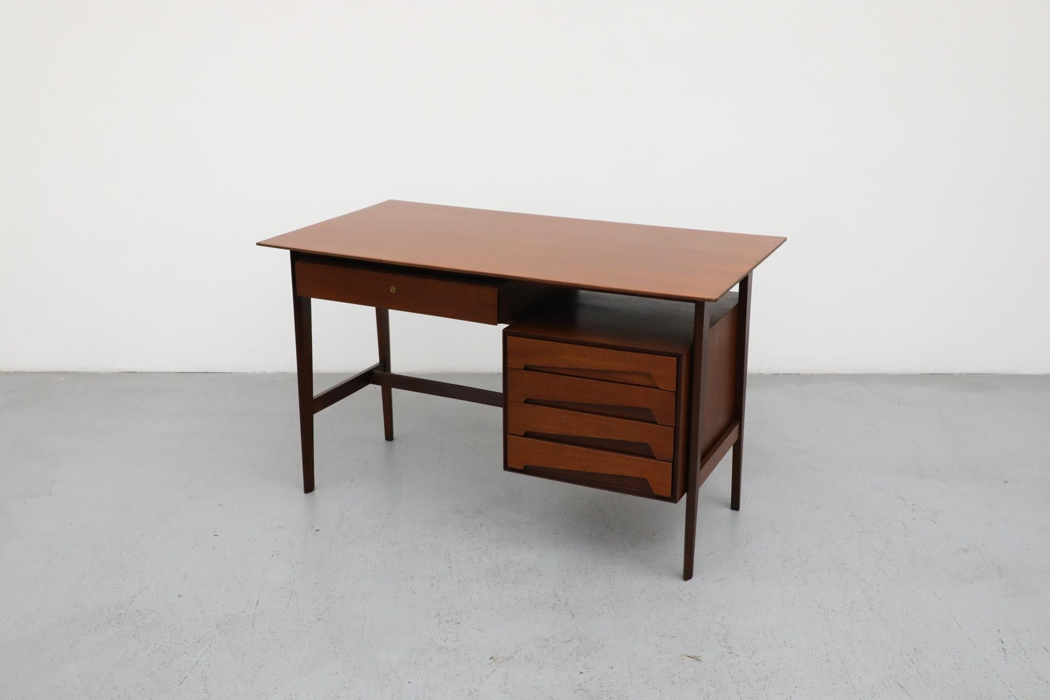 Mid-20th Century Palutari Teak Desk/Vanity for Dassi, Gio Ponti Style, Mid-Century For Sale