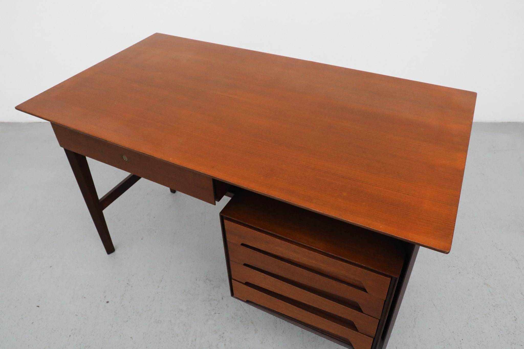 Palutari Teak Desk/Vanity for Dassi, Gio Ponti Style, Mid-Century For Sale 1
