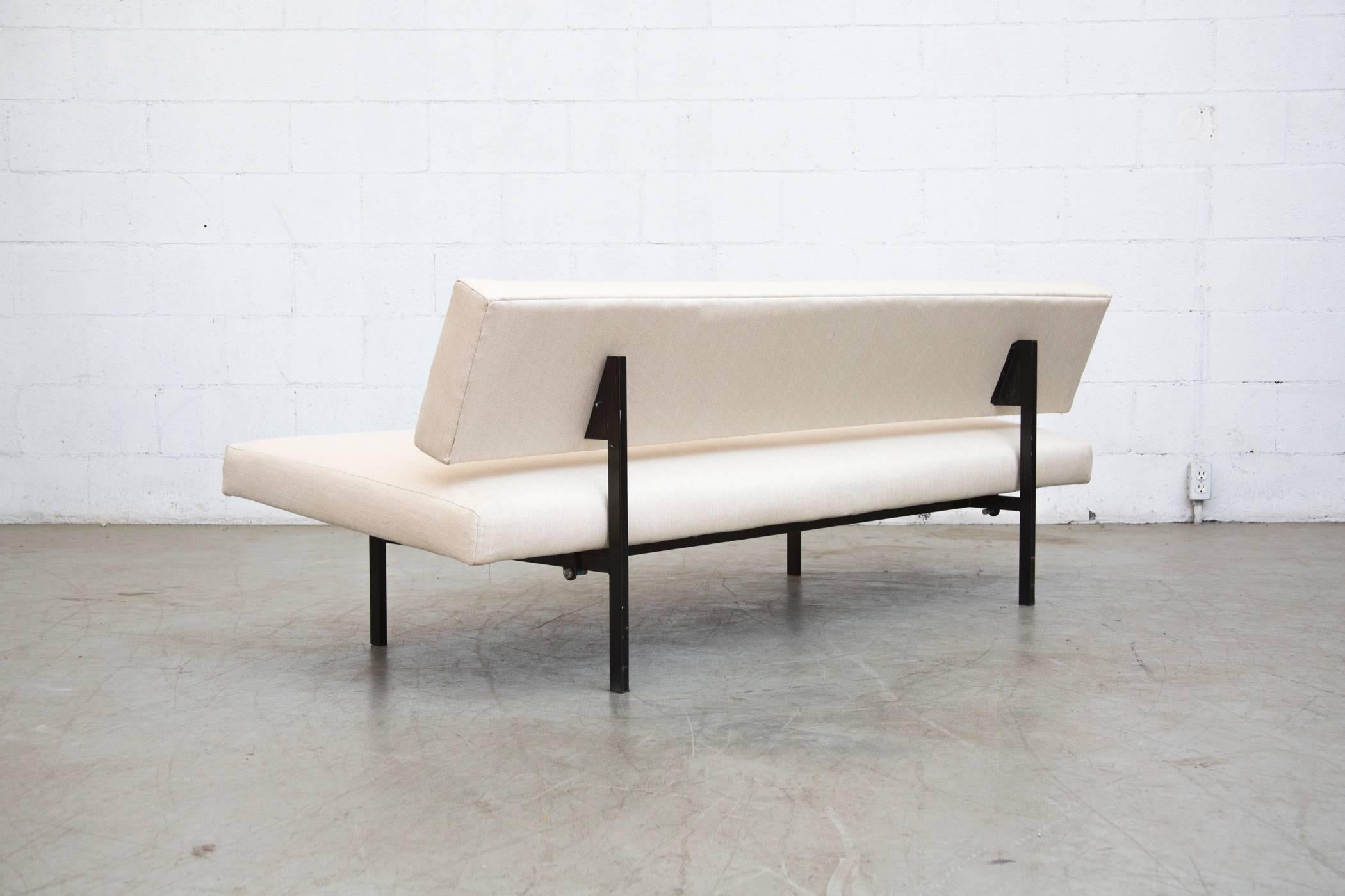 Bone White Upholstered Martin Visser Streamline Sleeper Sofa In Good Condition In Los Angeles, CA