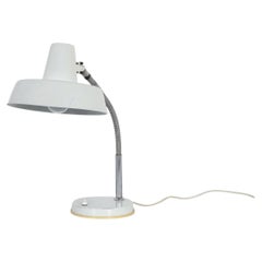 1960s White Enameled Gooseneck Desk Lamp by Szarvasi, Hungary