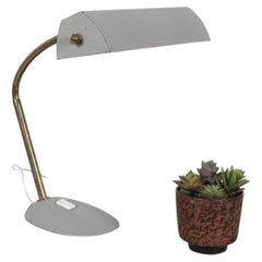 Lampe de bureau de notaire Aluminor française des années 1950, style « mid-century », émail gris