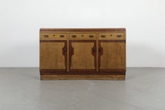 Schrank aus zweifarbigem Eichenholz im Stil der Amsterdamer Schule, Art déco, 1920, Niederlande