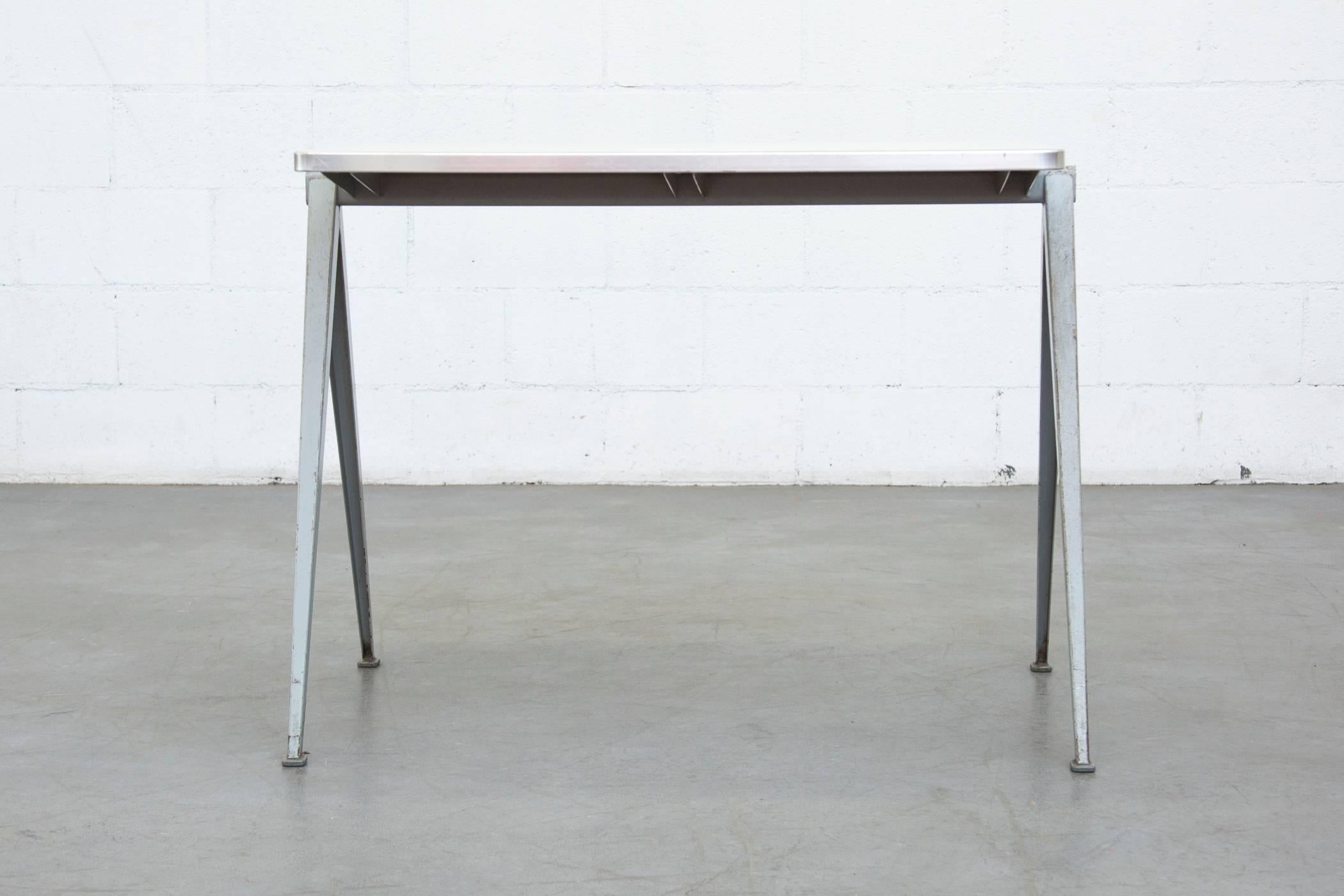 Mid-Century Modern Wm Rietveld Pyramid Table