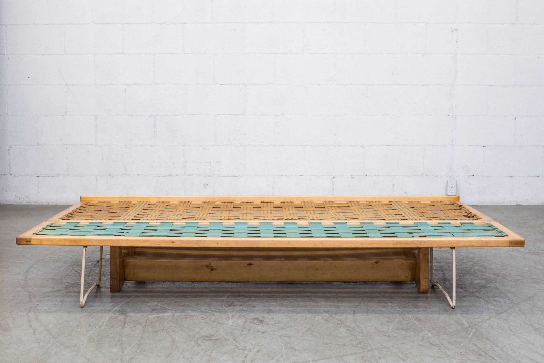 Dirk Van Sliedregt Sleeper Sofa for Pastoe In Good Condition In Los Angeles, CA