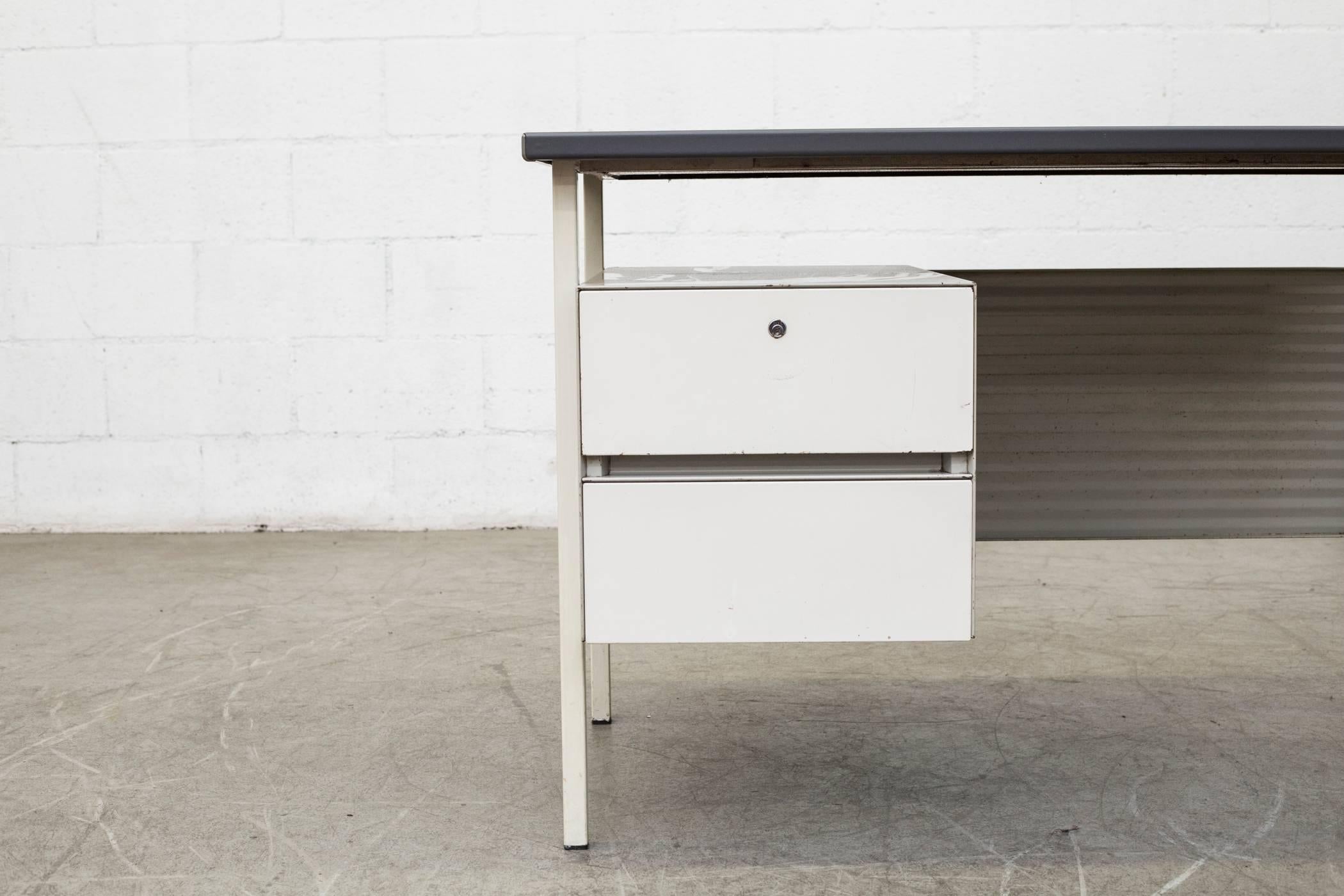 Enameled Gispen 3803 Industrial Desk with Privacy Screen