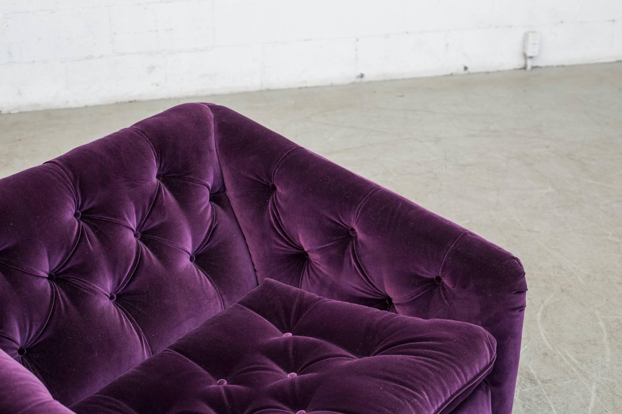 Mid-Century Modern Artifort Purple Velvet Tufted Rolling Lounge Chair