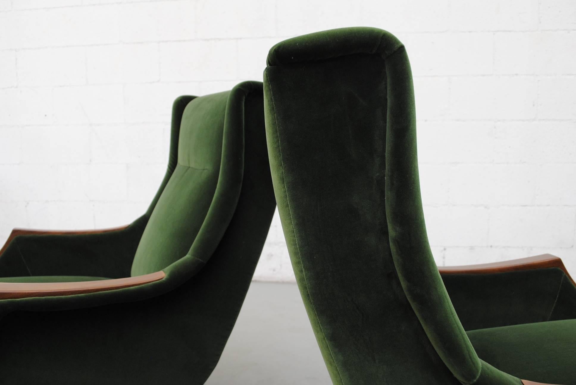 Pair of Emerald Green Marco Zanuso Style Lounge Chairs In Good Condition In Los Angeles, CA