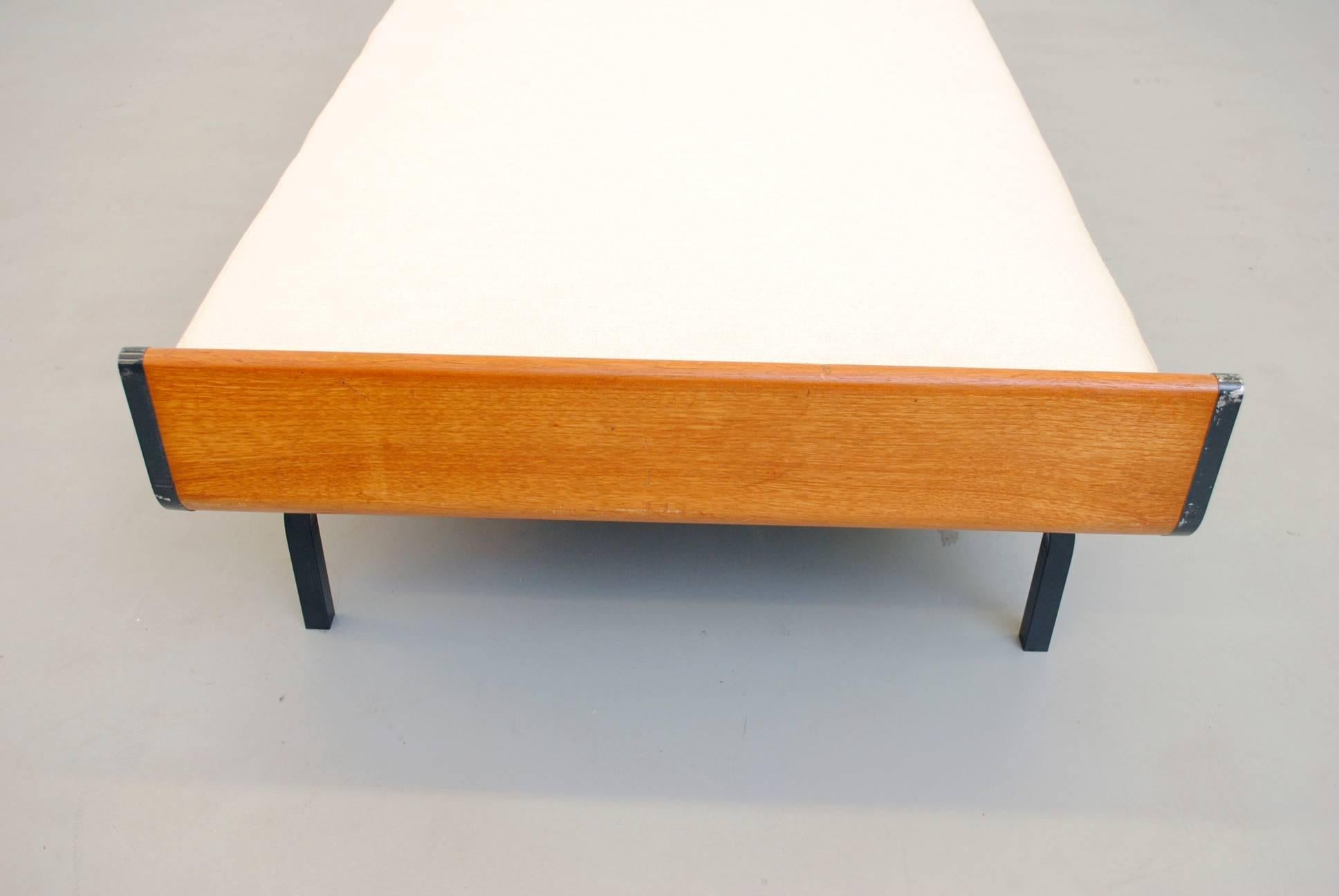 Mid-Century Modern Friso Kramer Style Daybed by Auping