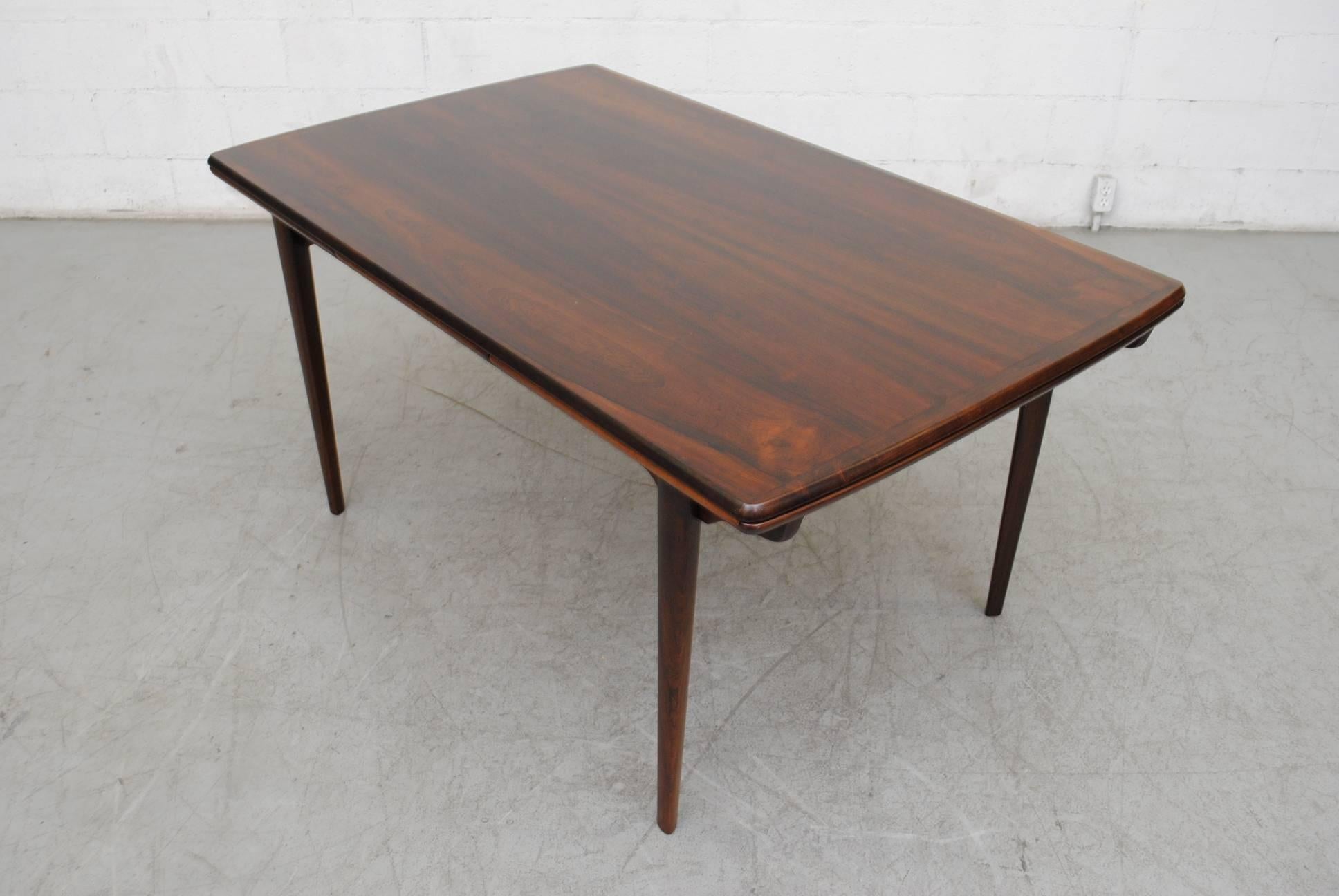 Danish Rosewood Dining Table with Extension Leaves 4