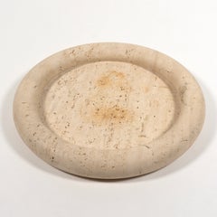 Grand vide-poche rond en travertin, pièce maîtresse de style « mid-century », Italie, 1970