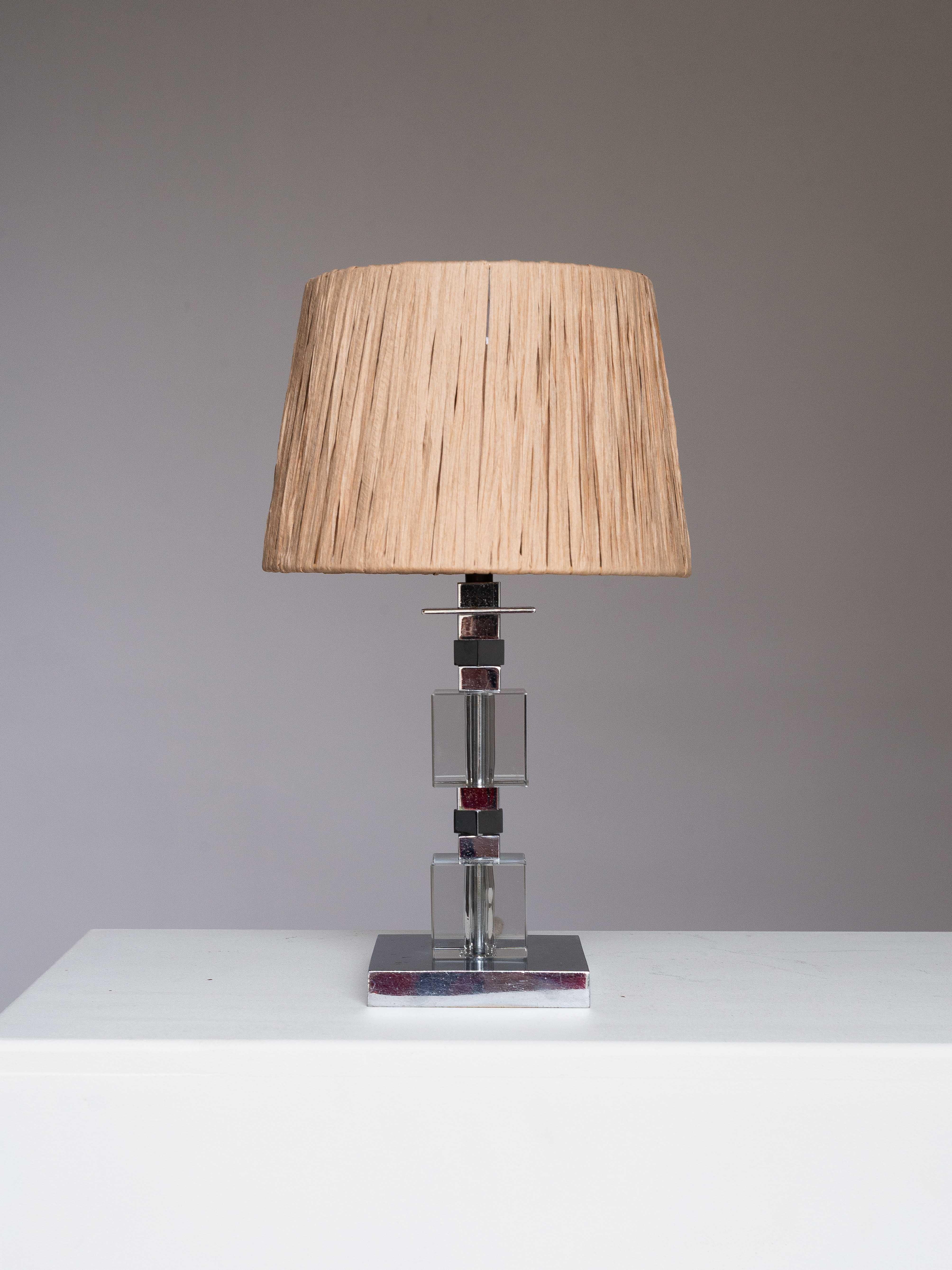 20th Century Art Deco Table Lamp - Chrome, Plexiglas and Raffia - Jacques Adnet Style 1940s For Sale