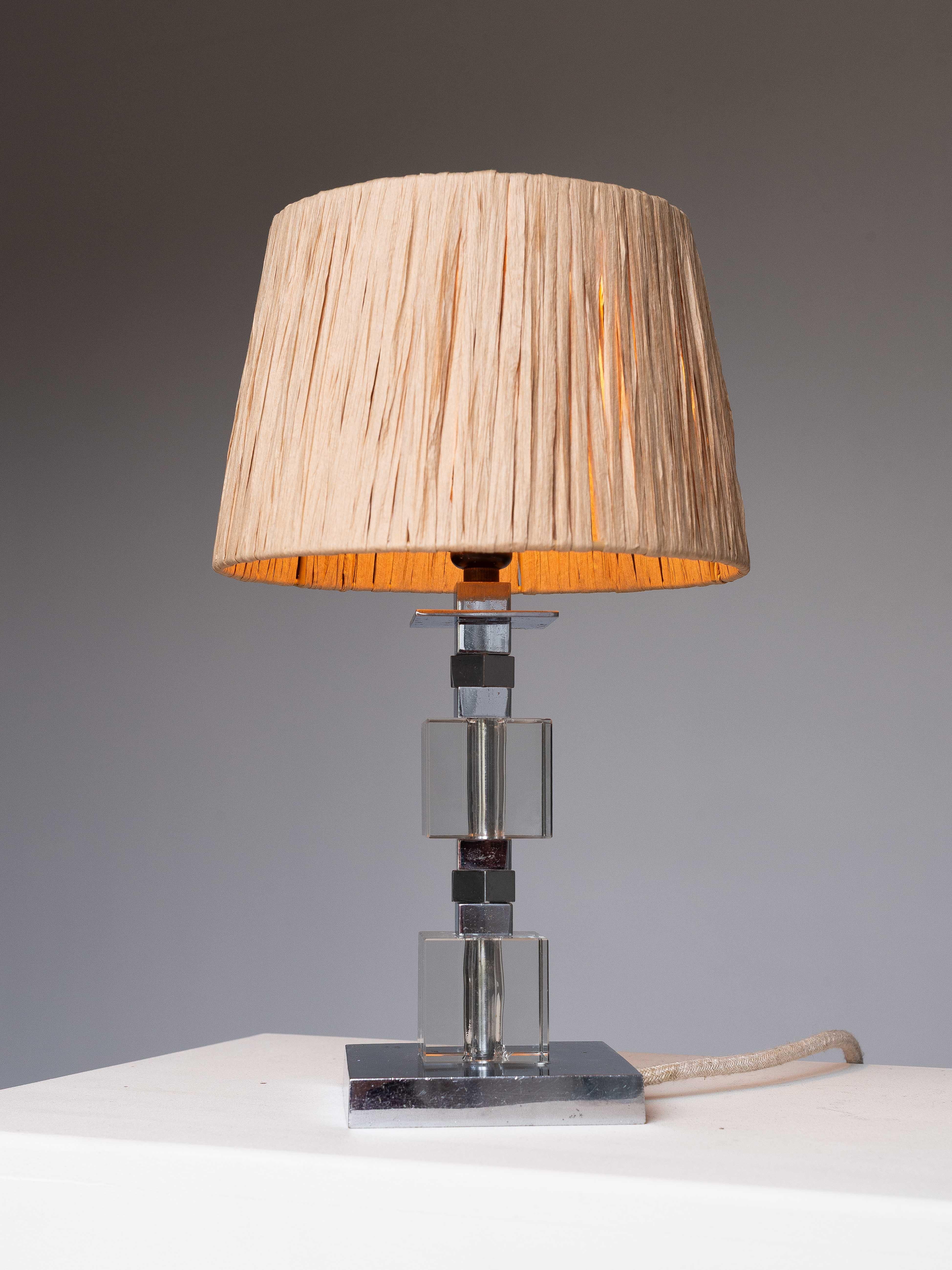 Art Deco Table Lamp - Chrome, Plexiglas and Raffia - Jacques Adnet Style 1940s For Sale 7