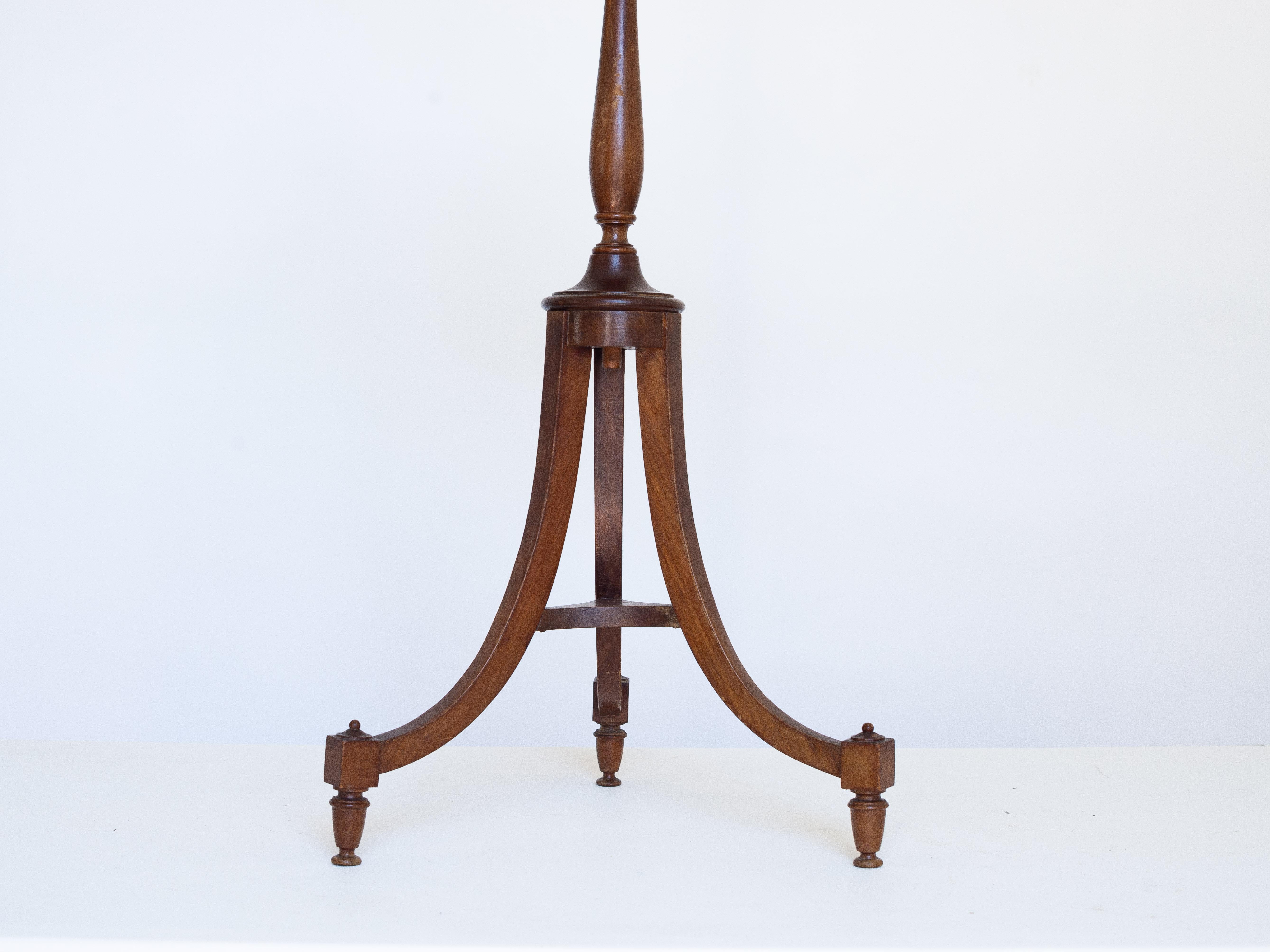 French 19th Century Mahogany Tripod Pedestal - Gueridon - Side Table For Sale