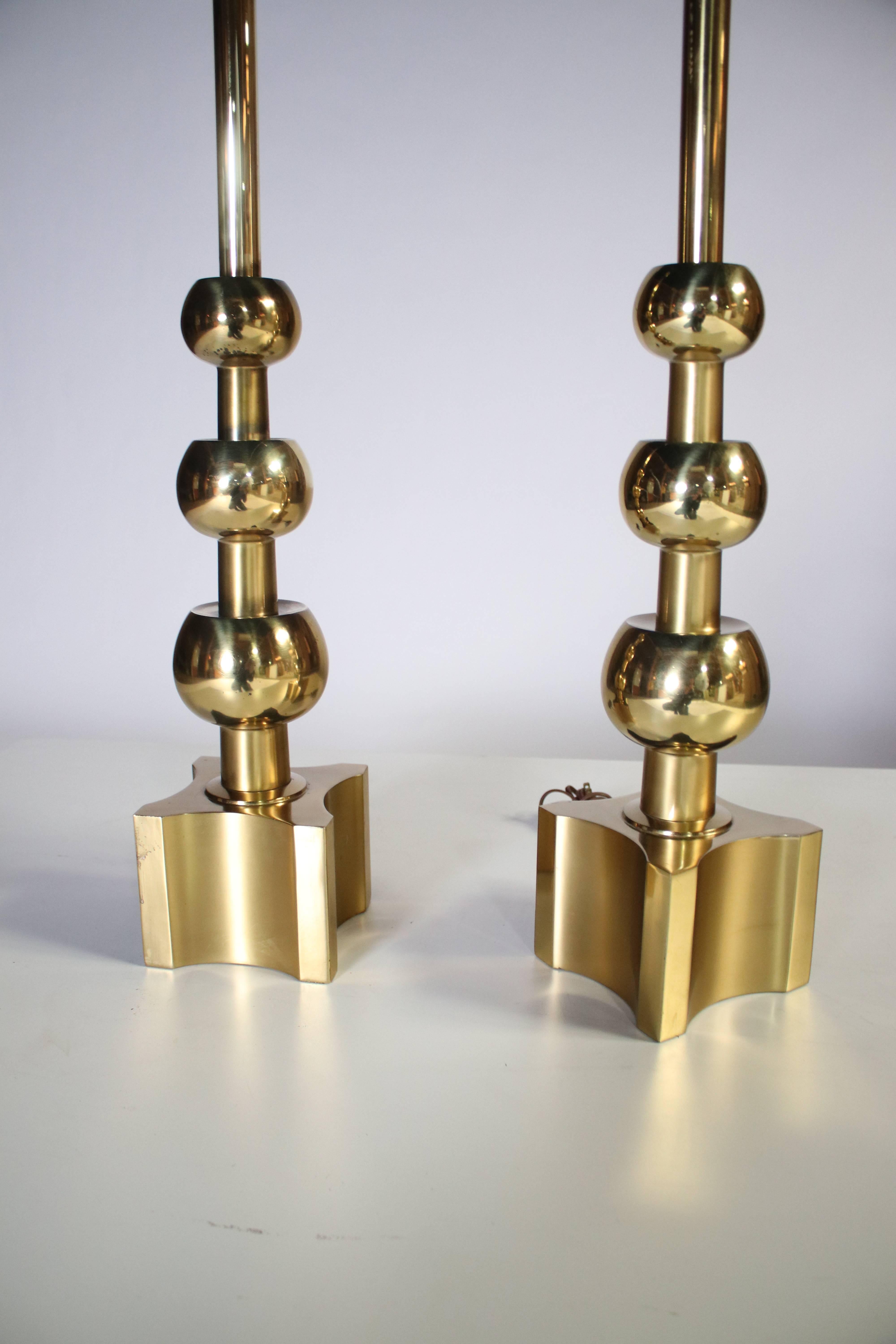 Pair of Brass Stacked Orb Tables Lamps by Stiffel 3