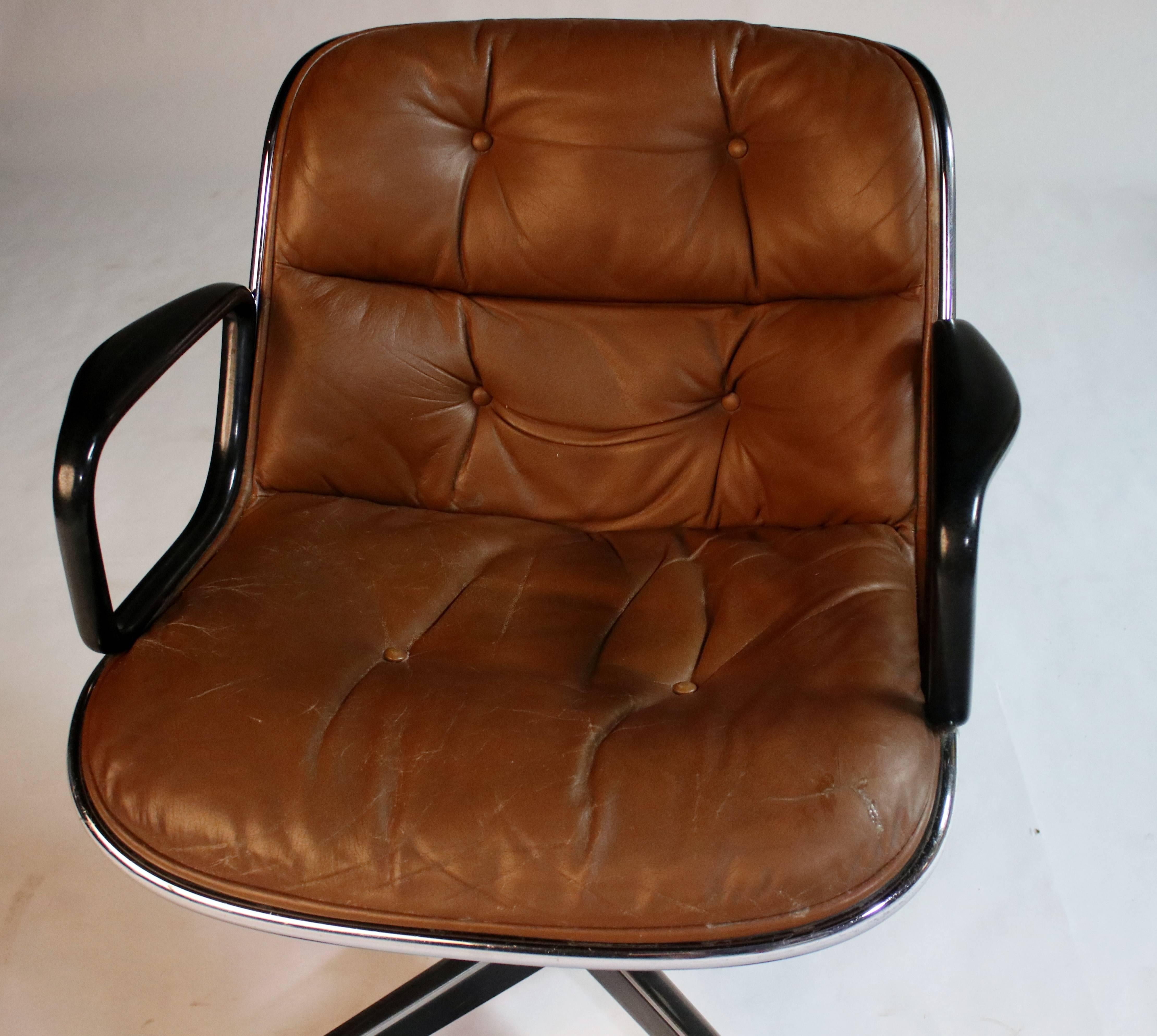 Late 20th Century 1970s Charles Pollack for Knoll Executive Desk Chair