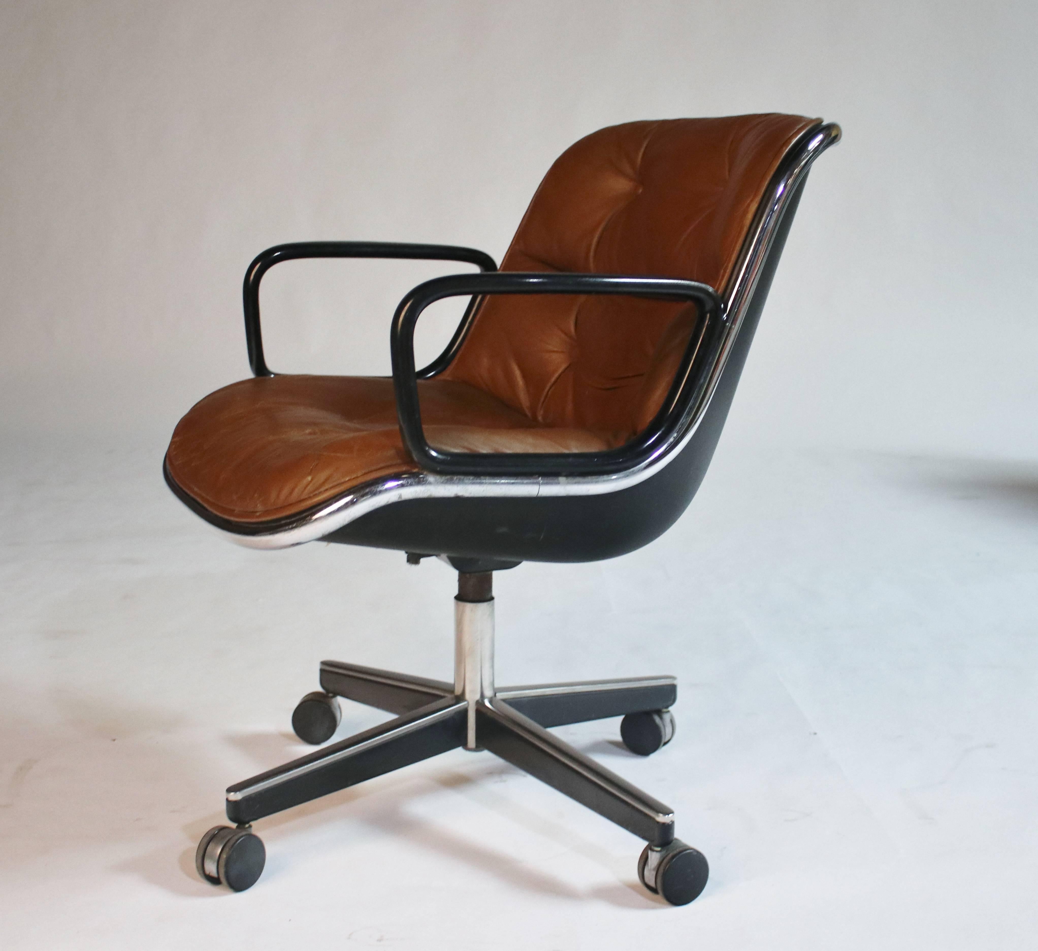 Mid-Century Modern 1970s Charles Pollack for Knoll Executive Desk Chair