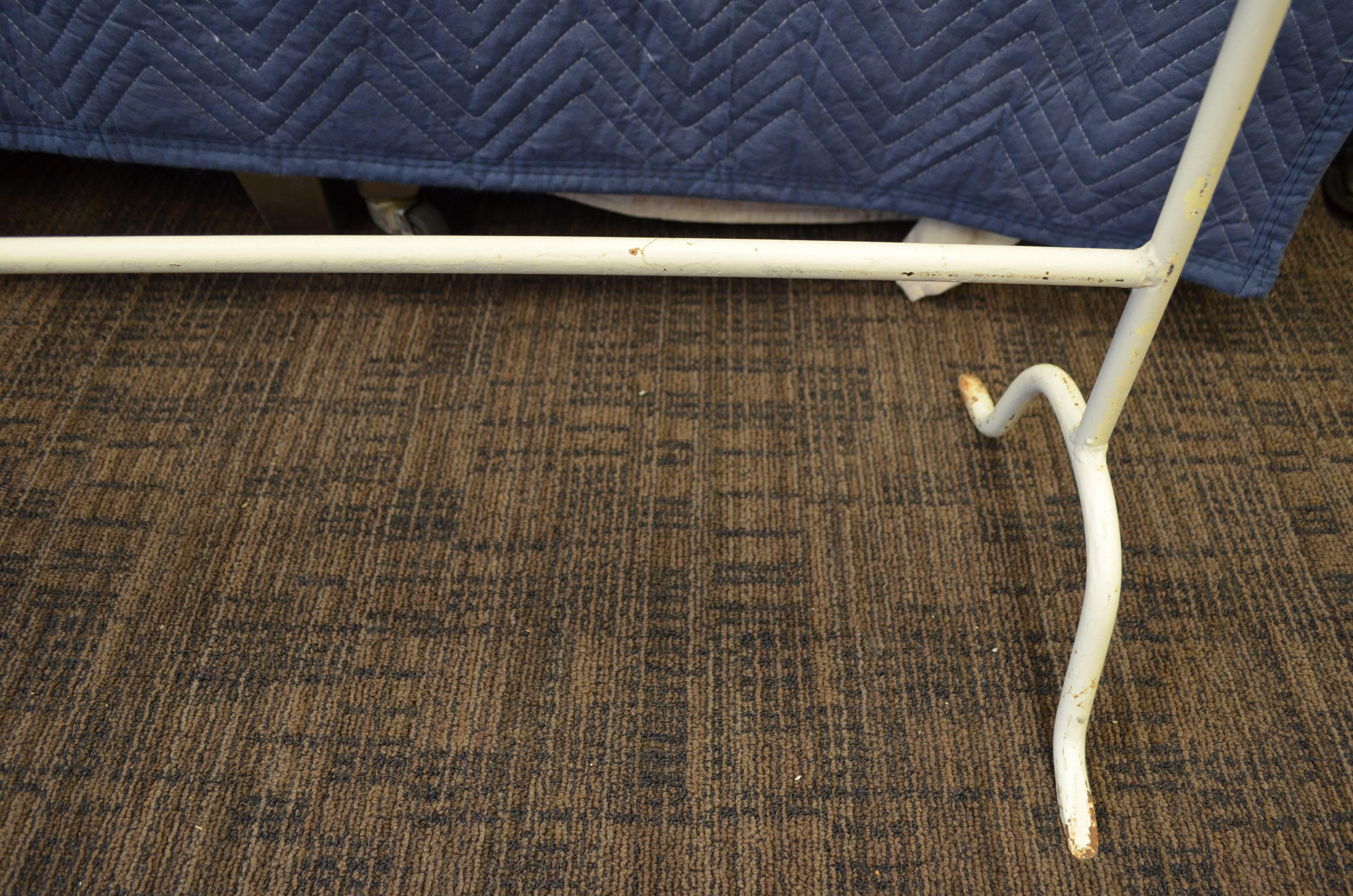 Room Divider Screen Skeleton Clothing Rack, Ideal for Apartment Living