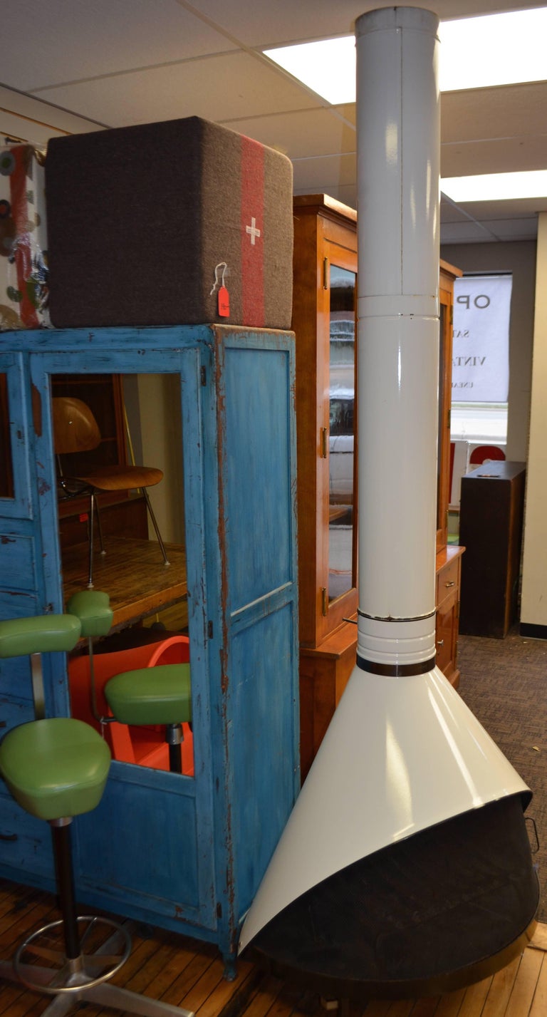 Preway Mobile Fireplace in White Enameled Steel at 1stDibs