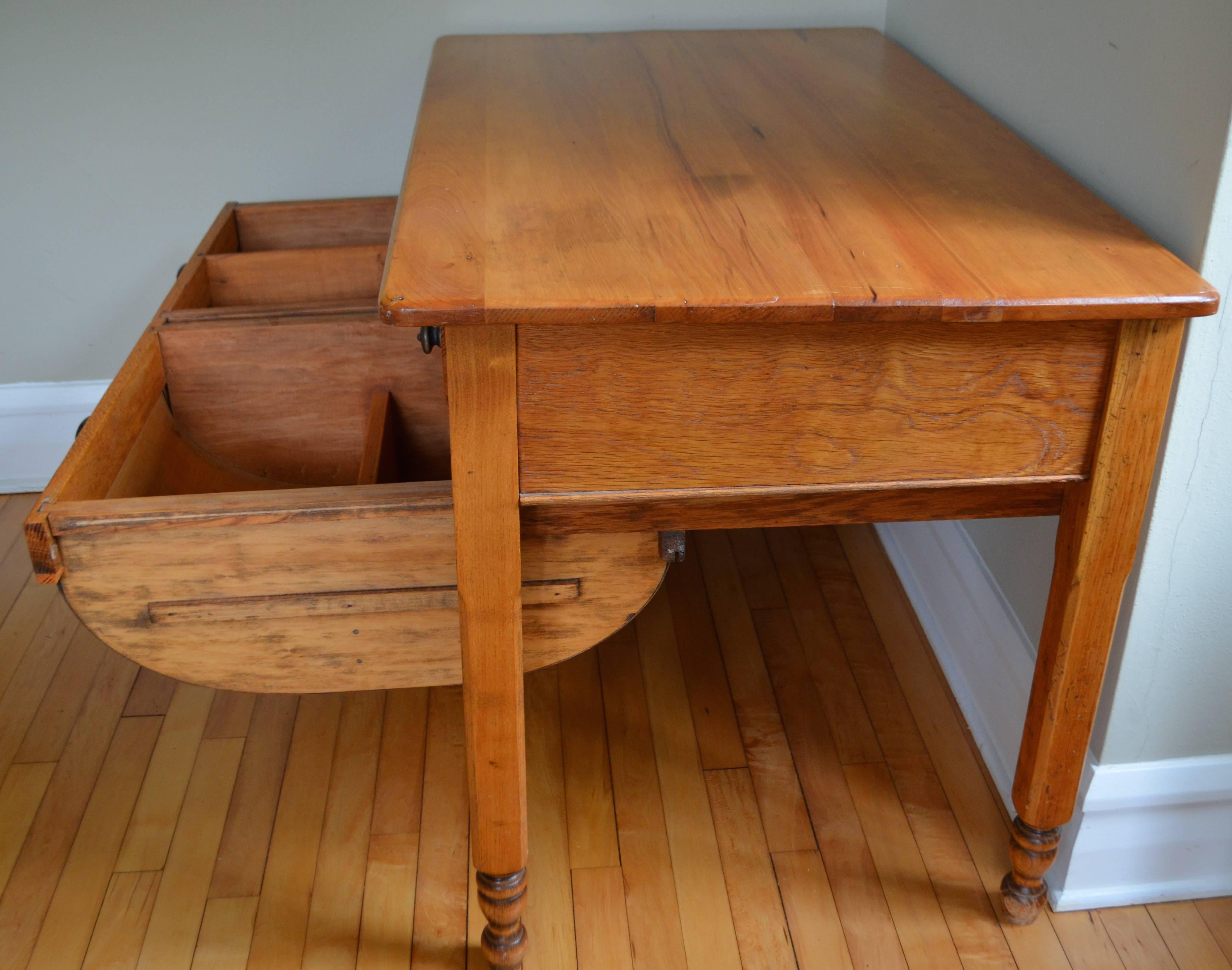 19th Century Baker's Table In Excellent Condition In Madison, WI