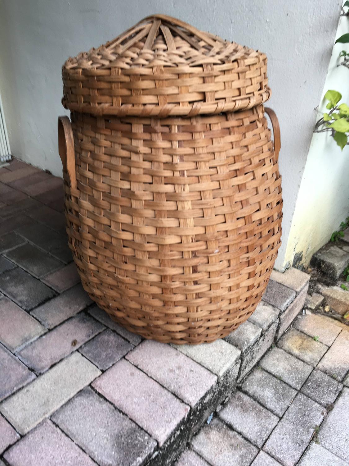 Vintage Woven Basket with Peaked Lid and Splint Handles at 1stdibs