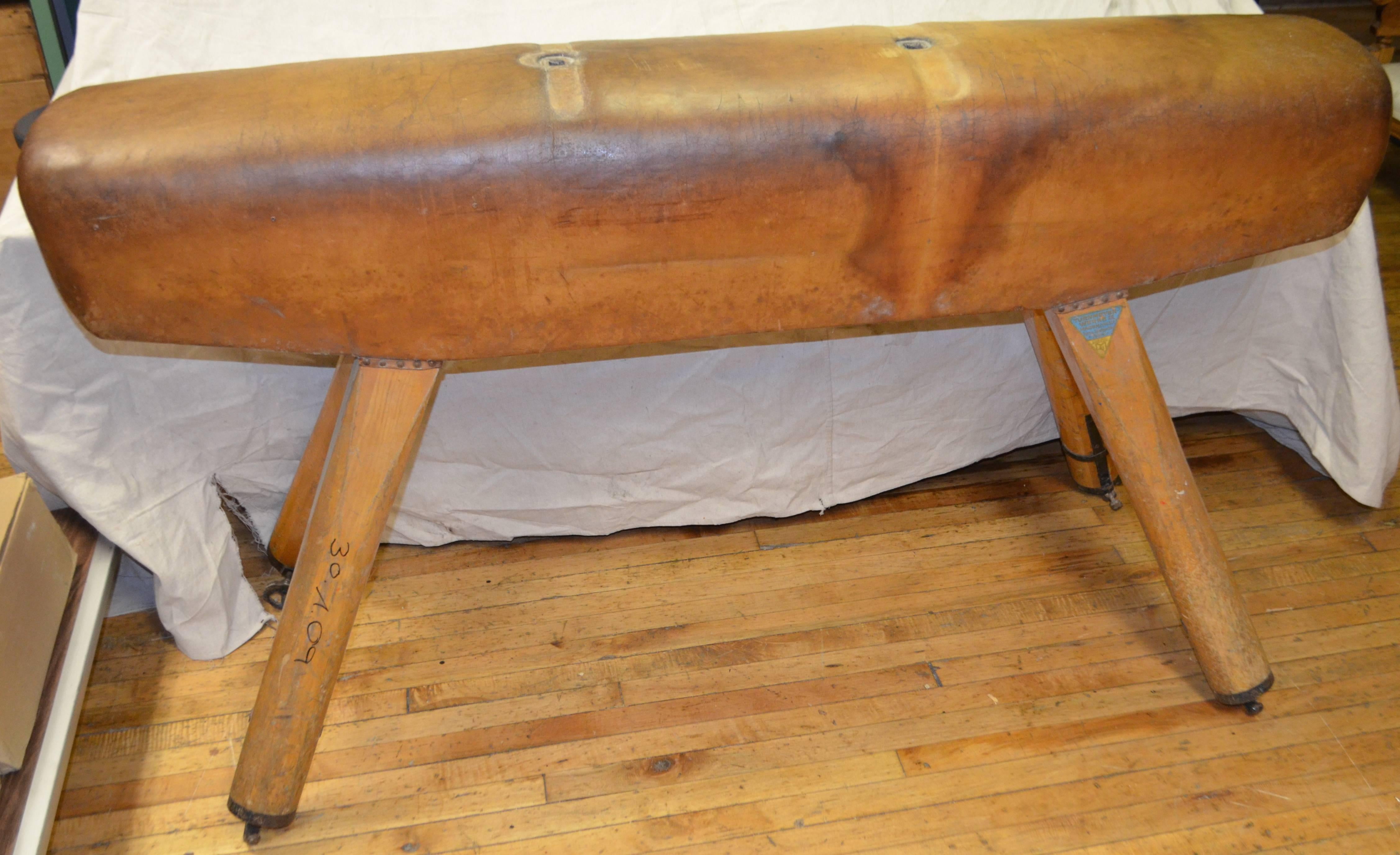 Vintage German Gymnast Leather Pommel Horse In Excellent Condition In Madison, WI