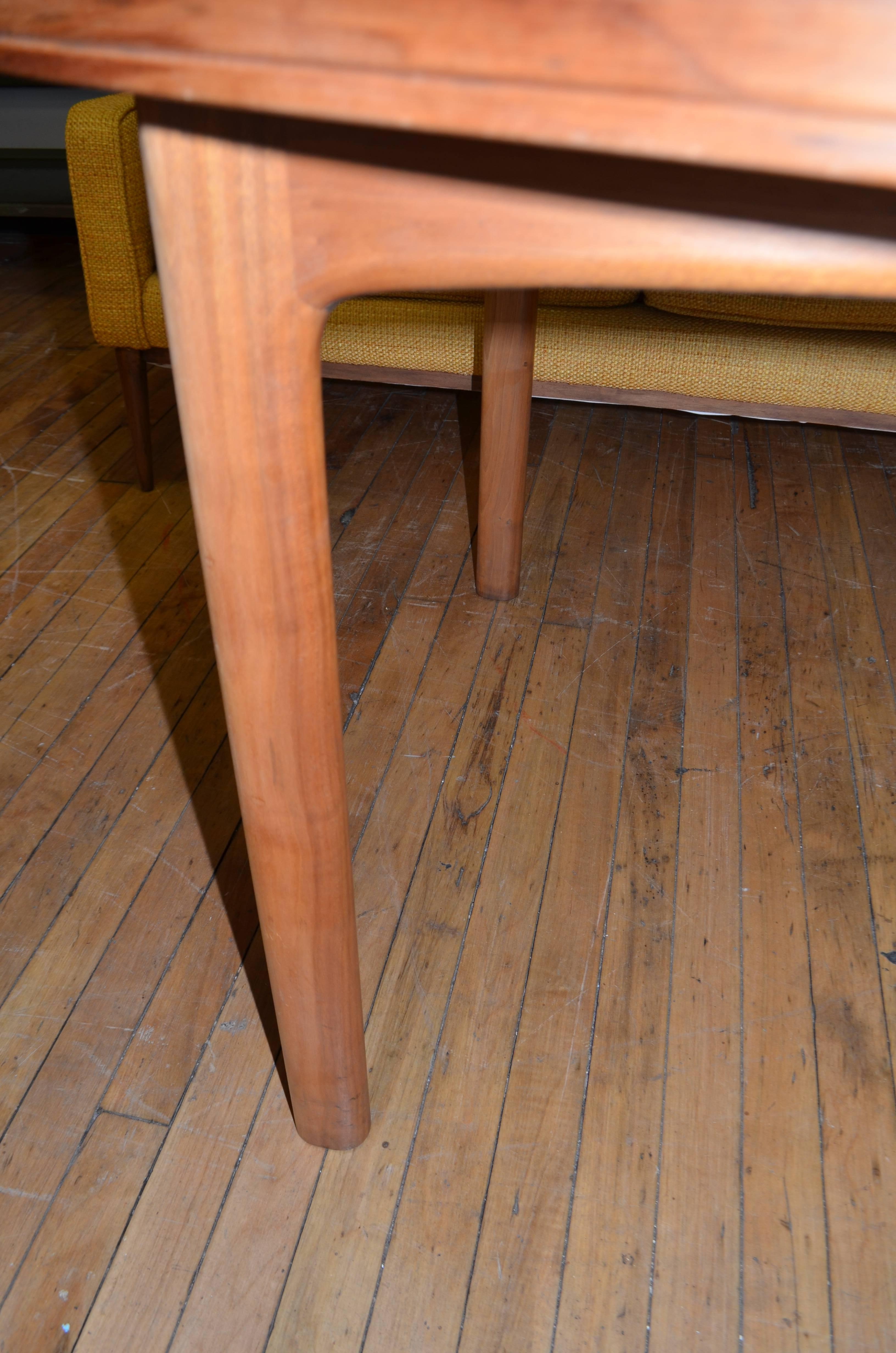 Mid-Century Dining Table of Teak with Two Inserts In Excellent Condition In Madison, WI