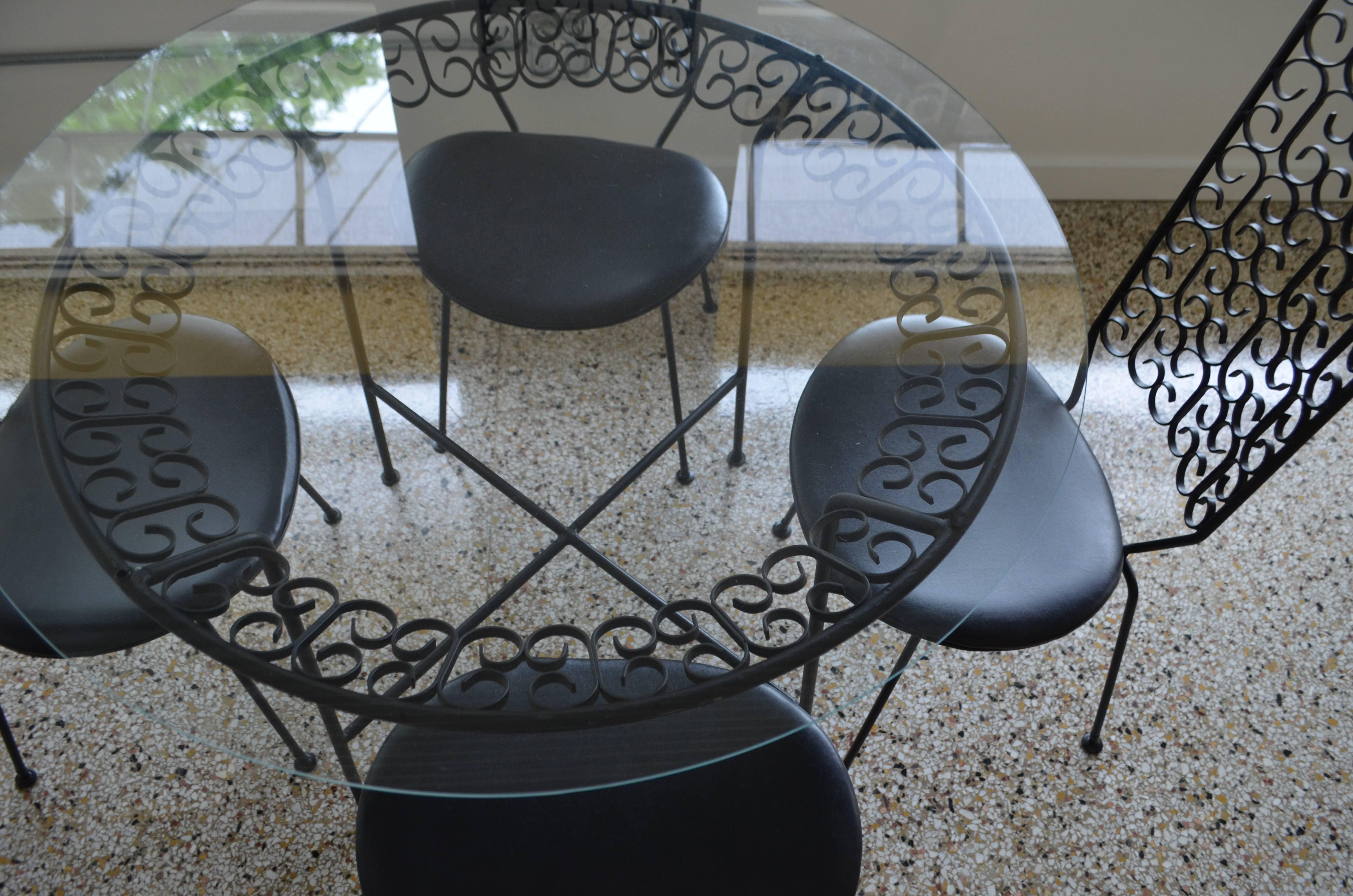 Arthur Umanoff Wrought Iron Patio Set, Table and Four Chairs In Excellent Condition In Madison, WI