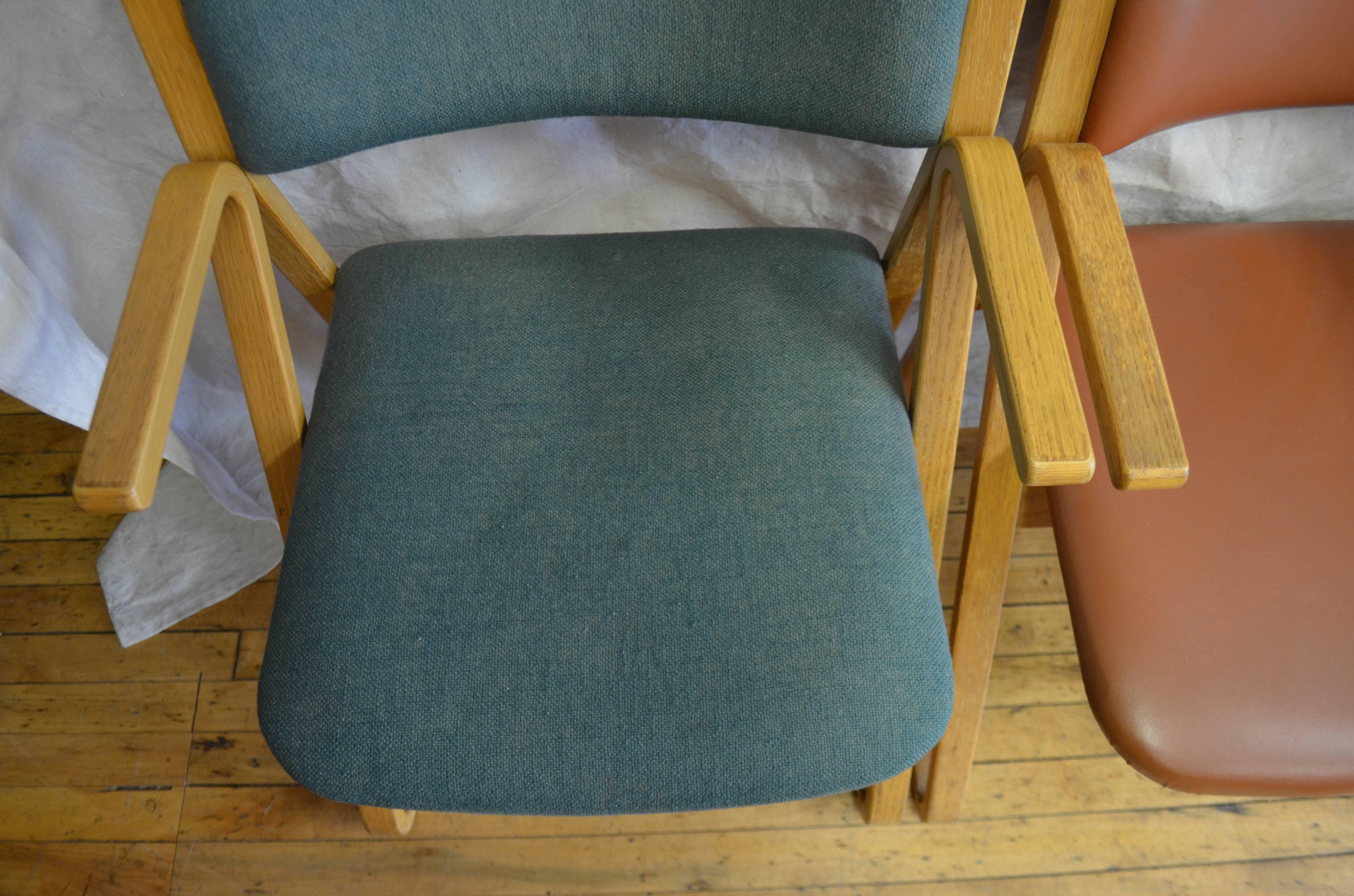 American Dining Room Chairs from Stow/Davis, Set of Three, circa 1960s For Sale