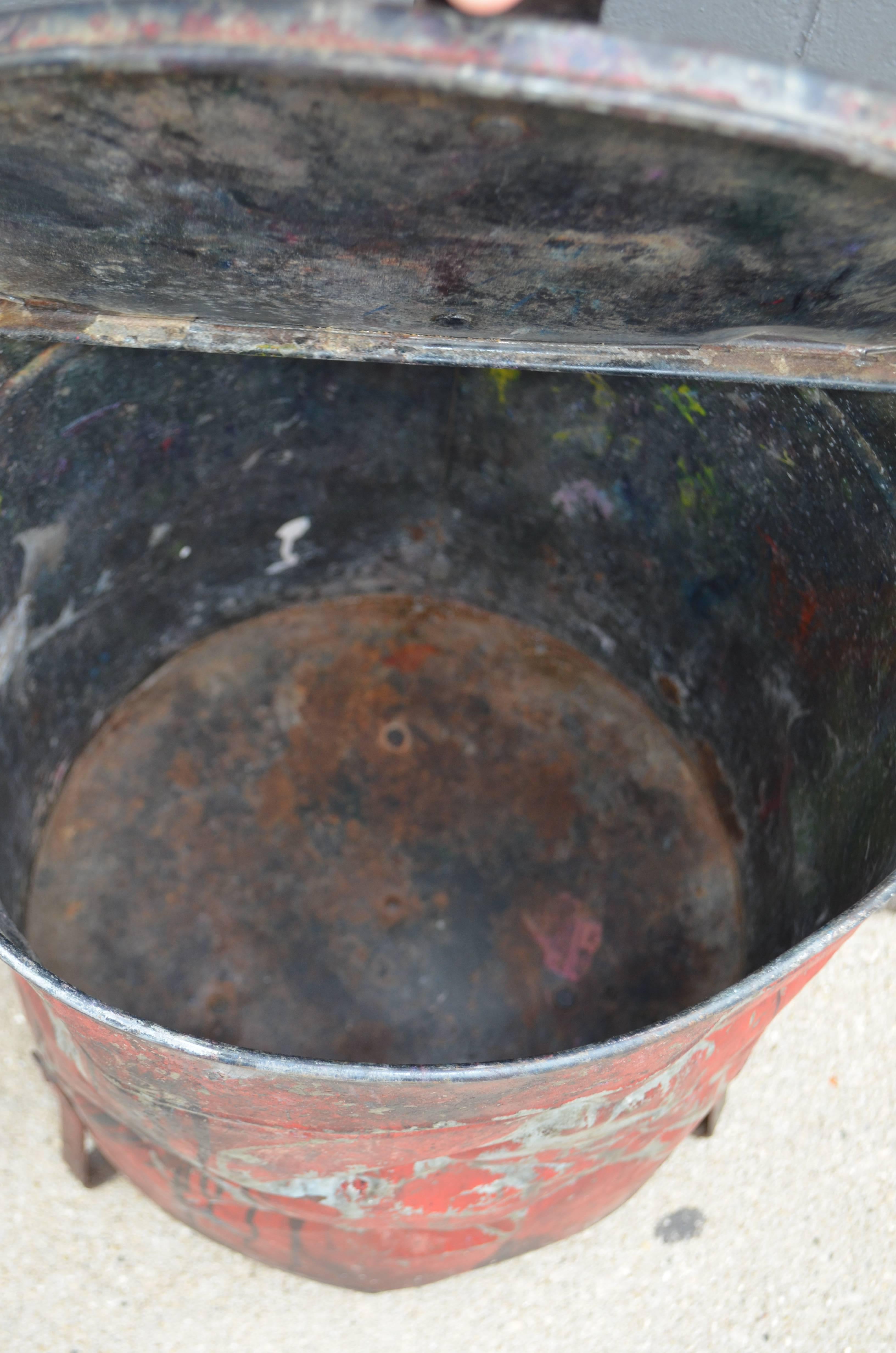 Paint Industrial Rag Bin with Hinged Lid as Bathroom Bucket