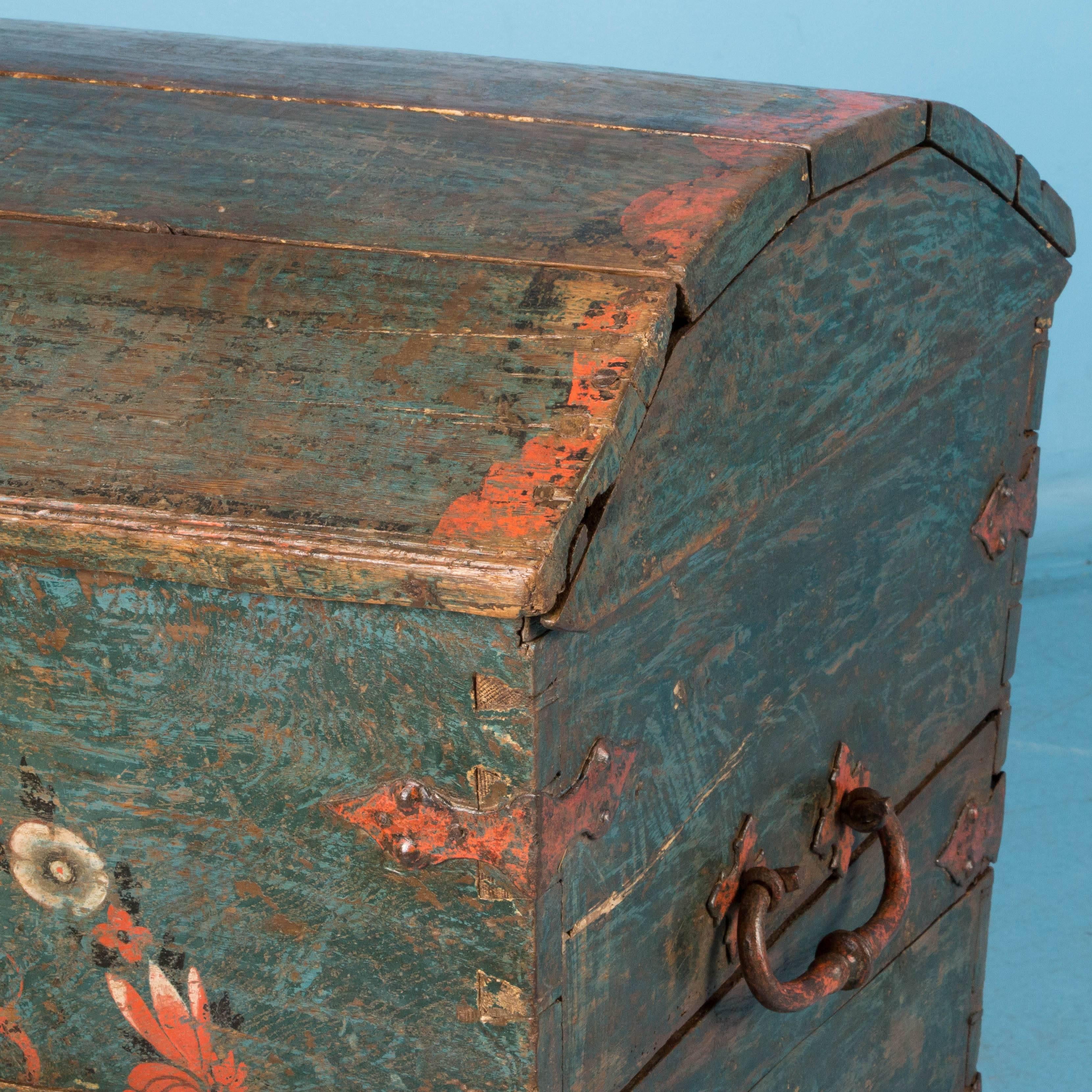 antique dome top trunk