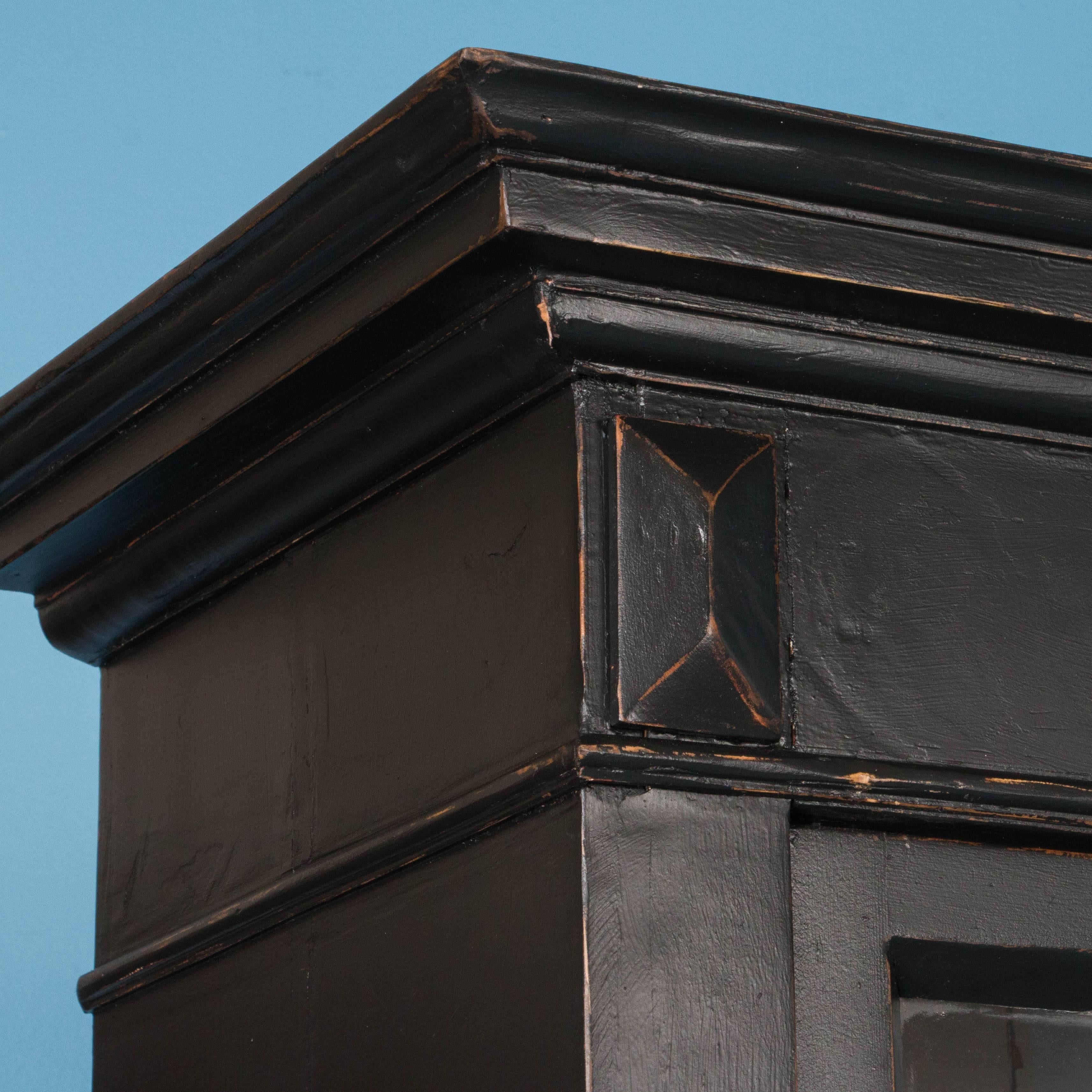 large black hutch